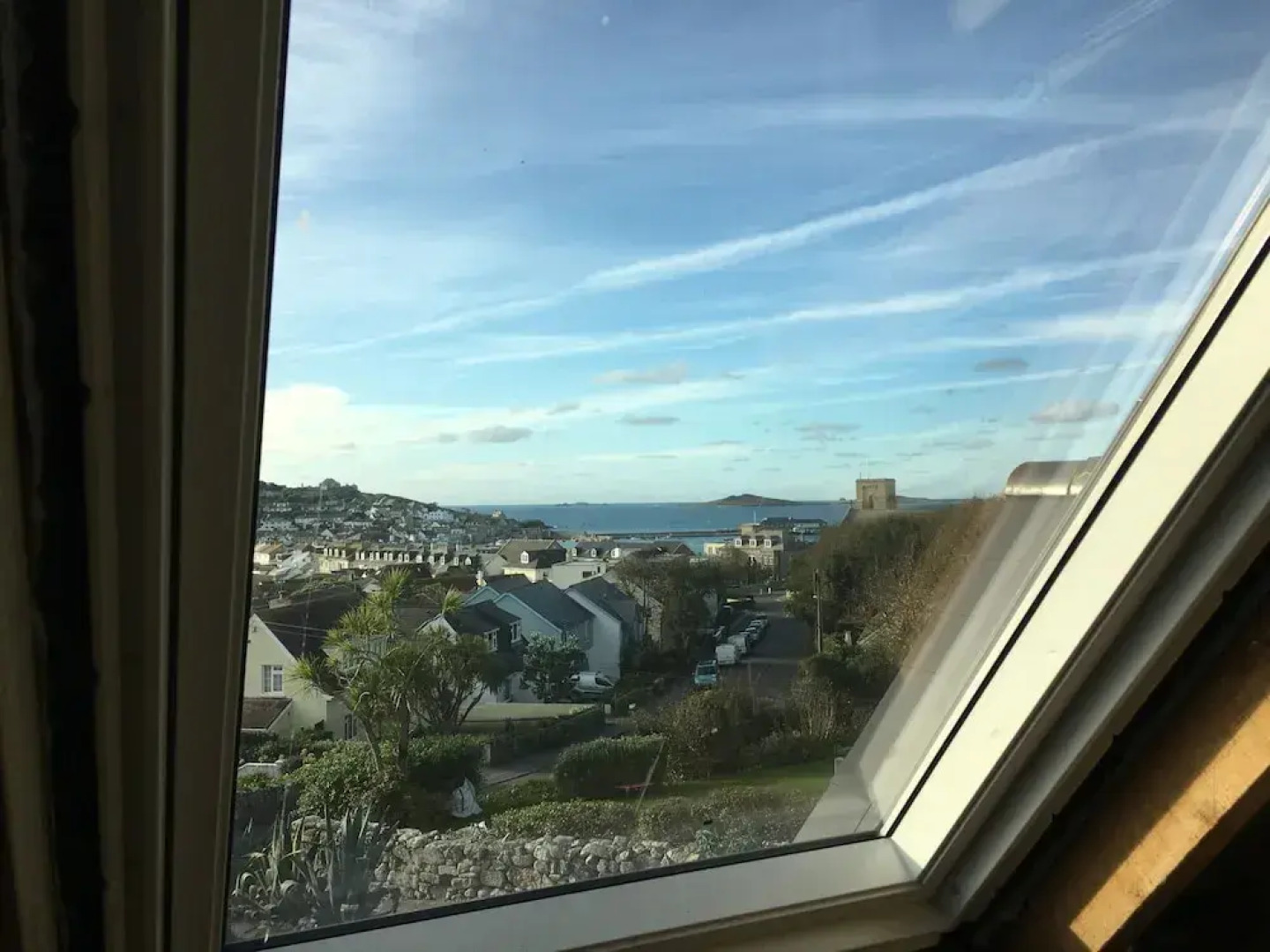 Appletree Court House