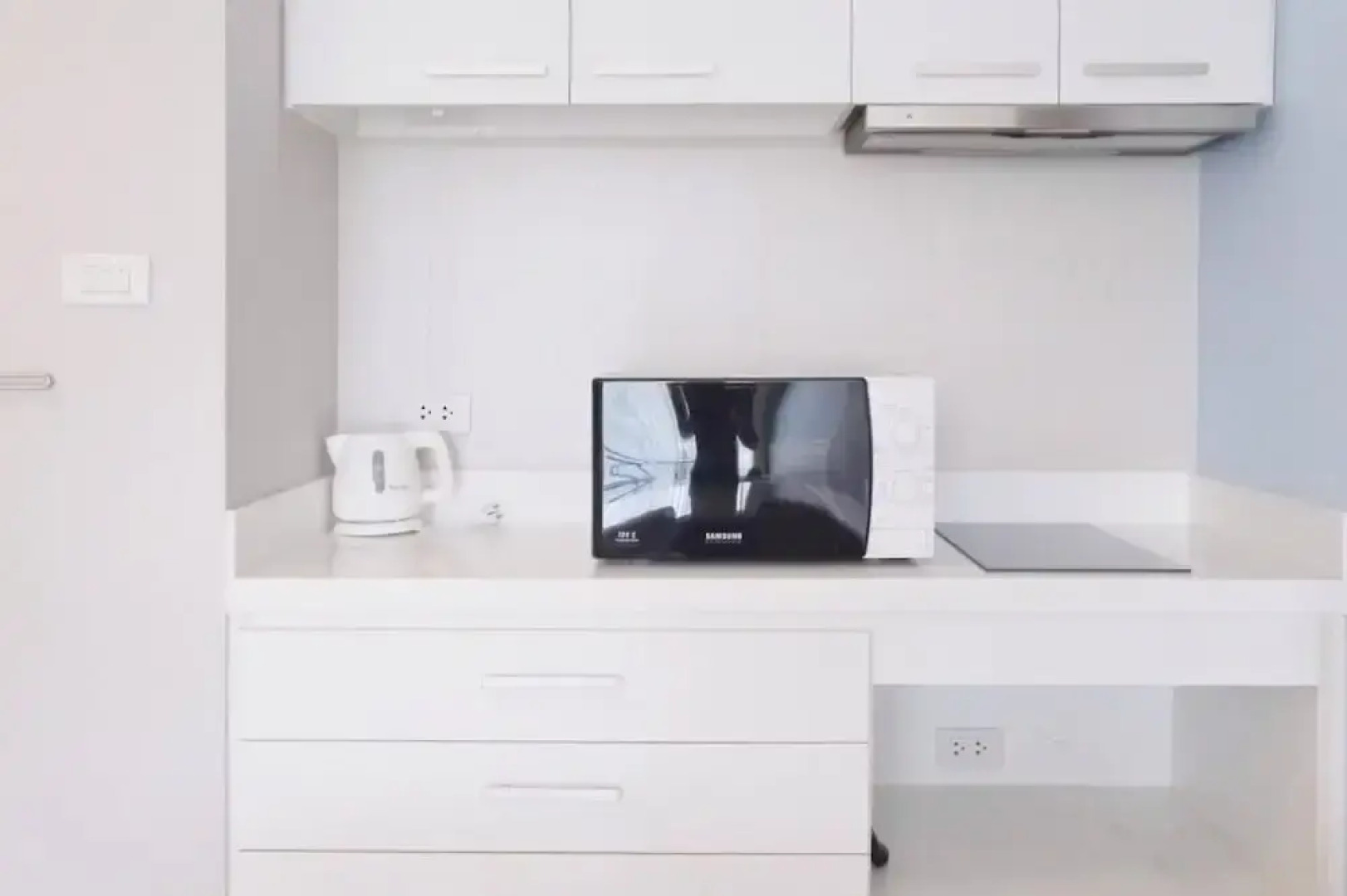 The Sea Condominium A22