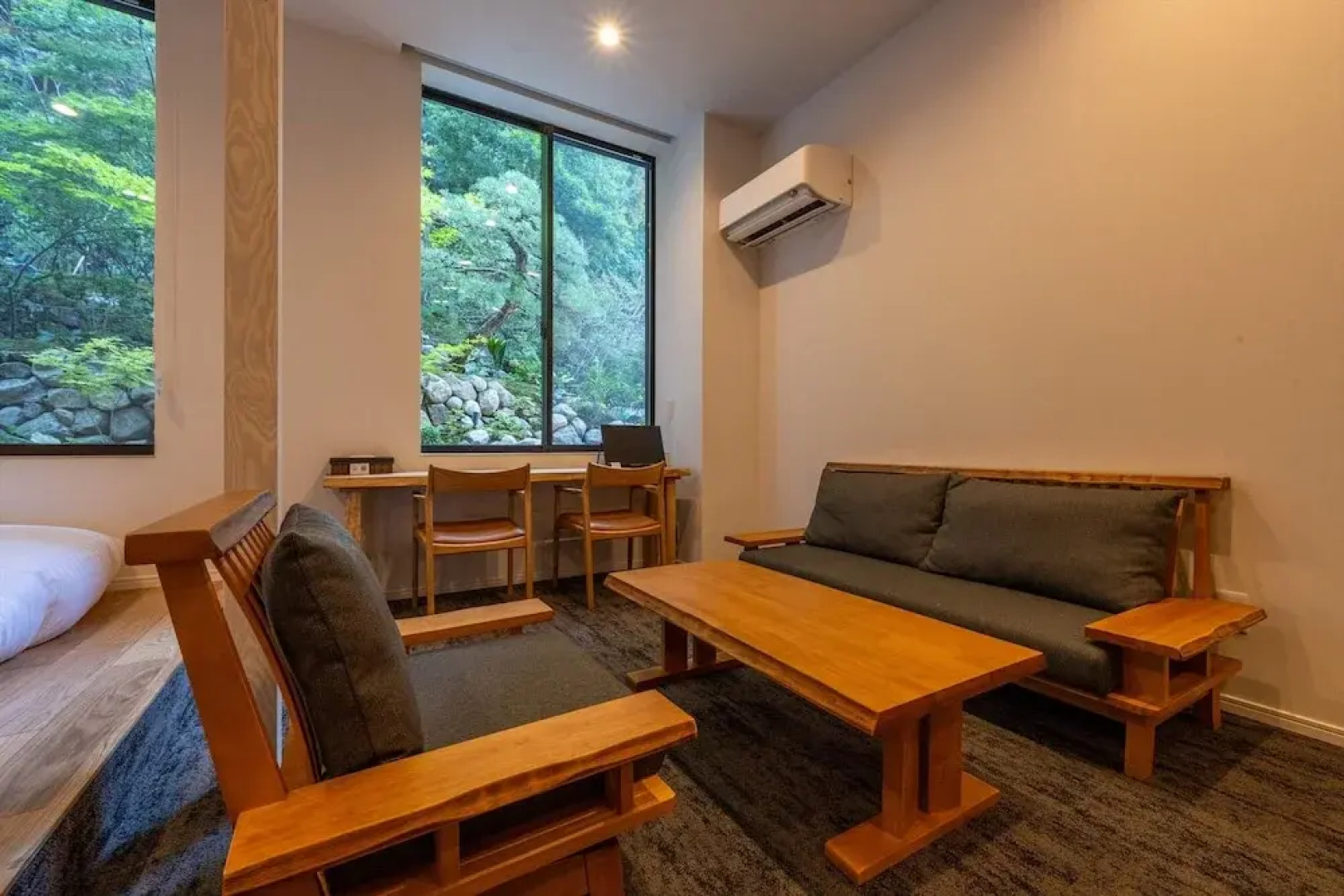 besshoonsen midoriya