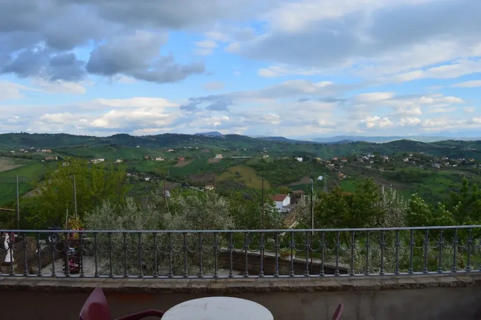 Villa Tre Colli B&B and Restaurant