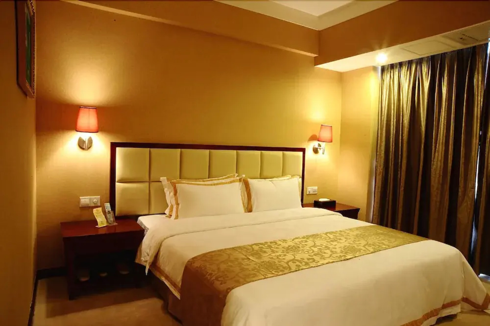 Foshan Friendly Holiday Hotel