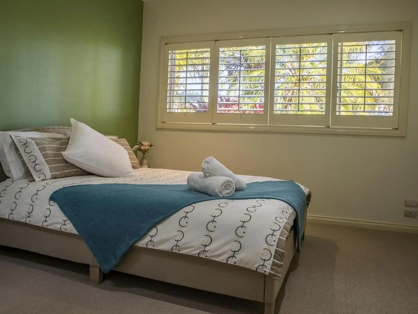 Magnificent Lakeview House - Long Jetty