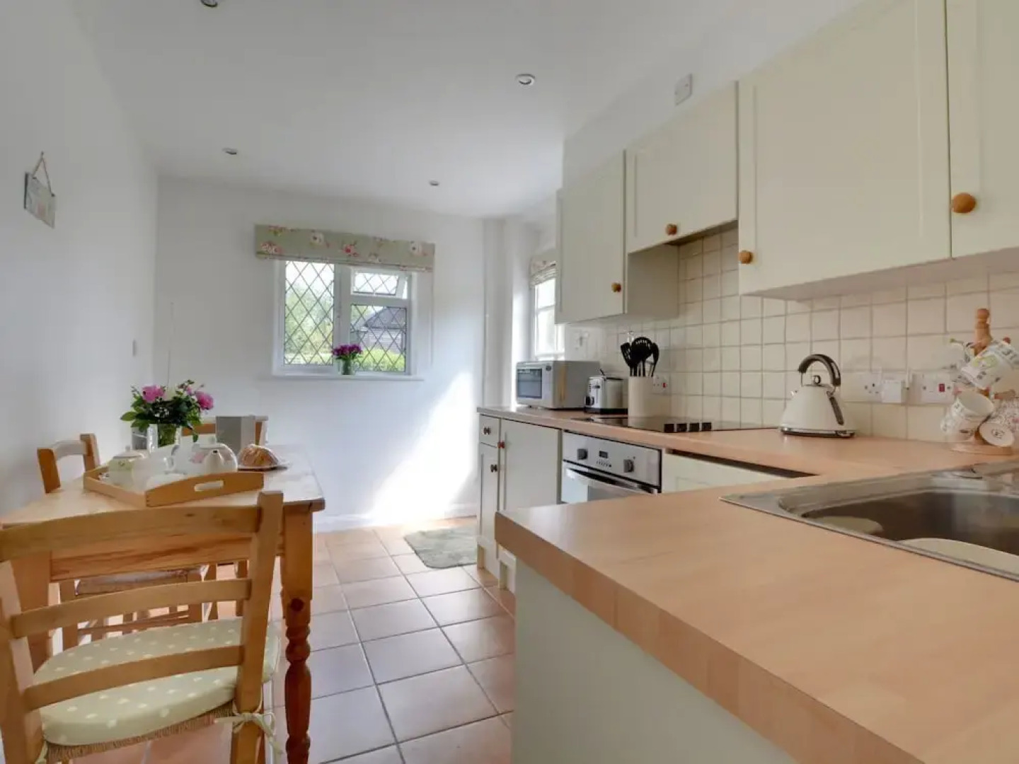Romantic 1-bedroom Holiday Home in Goudhurst With Garden