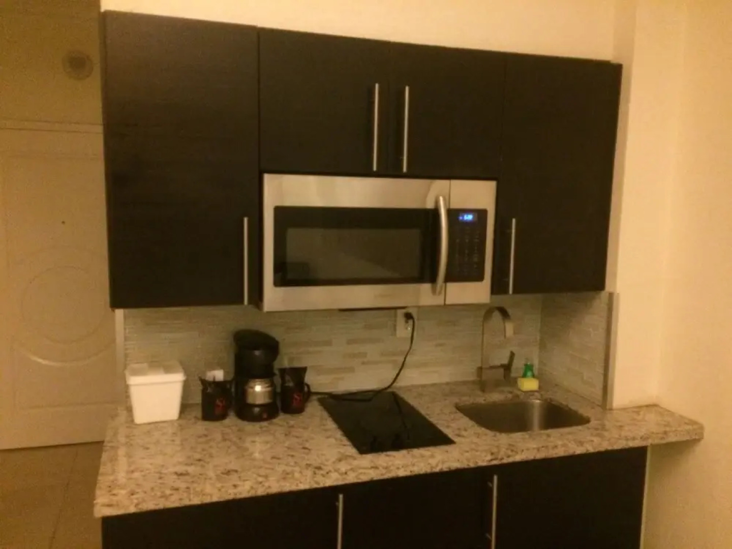 Hollywood Beach Resort - Studio With 2 Double Beds