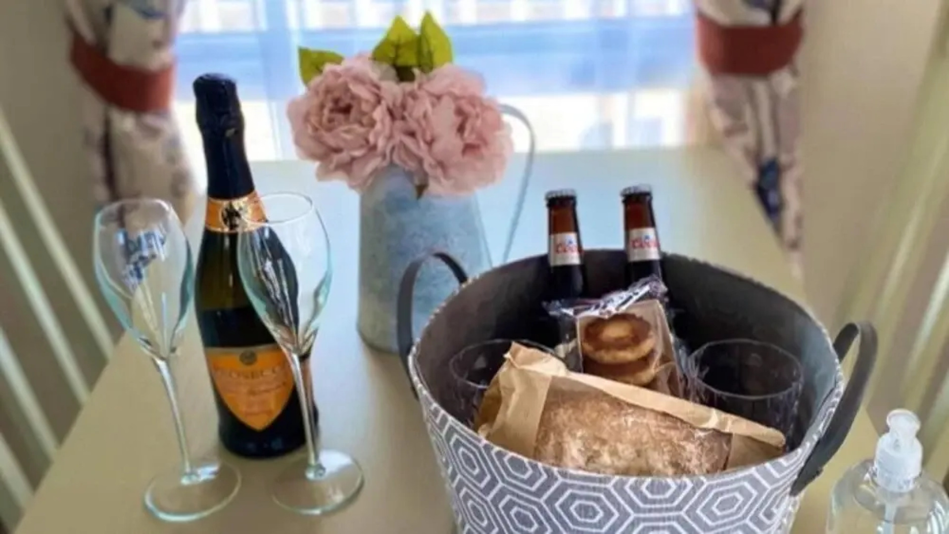 Lushness Lodge Hot Tub Lodge in Morpeth, England