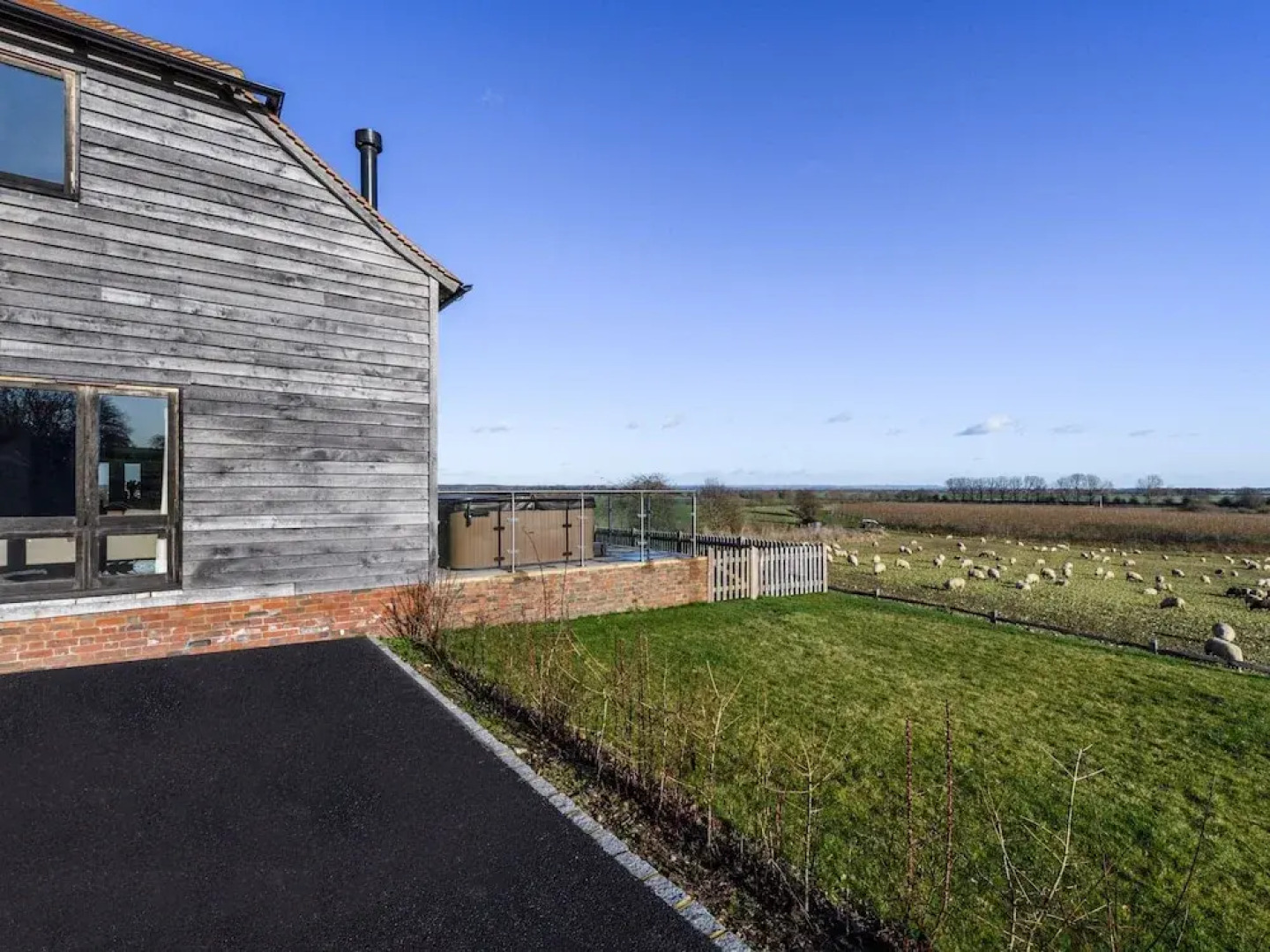 Alluring Holiday Home in Stone Oxney With Garden