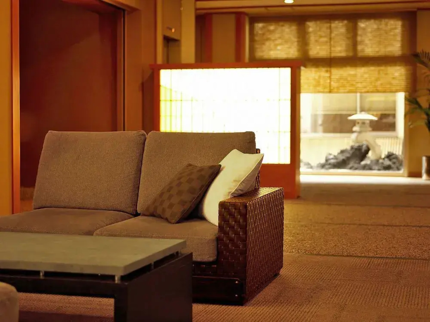 Tenku Kaiyu no Yado Suehiro