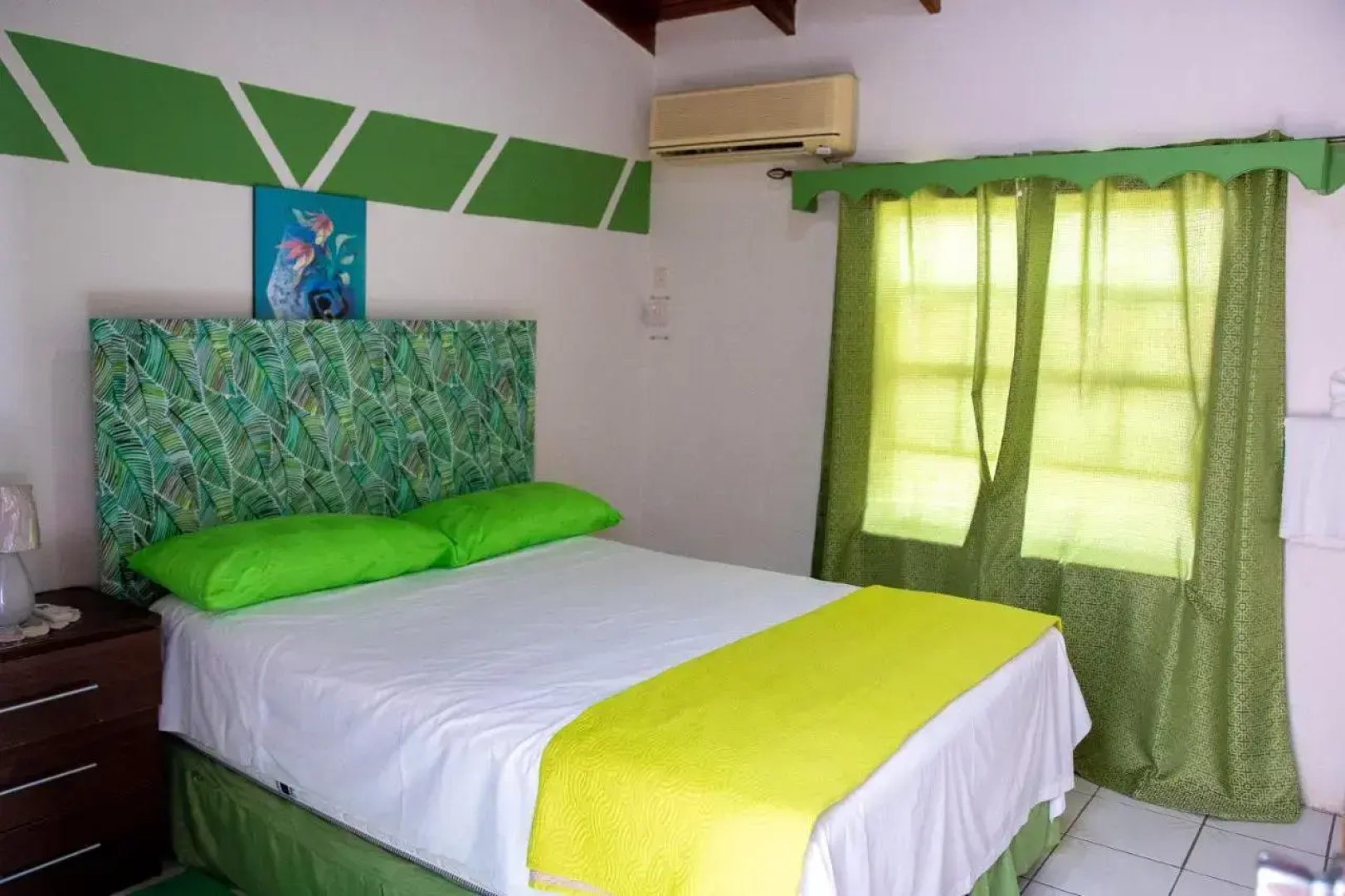 Tropical Breeze Guest House