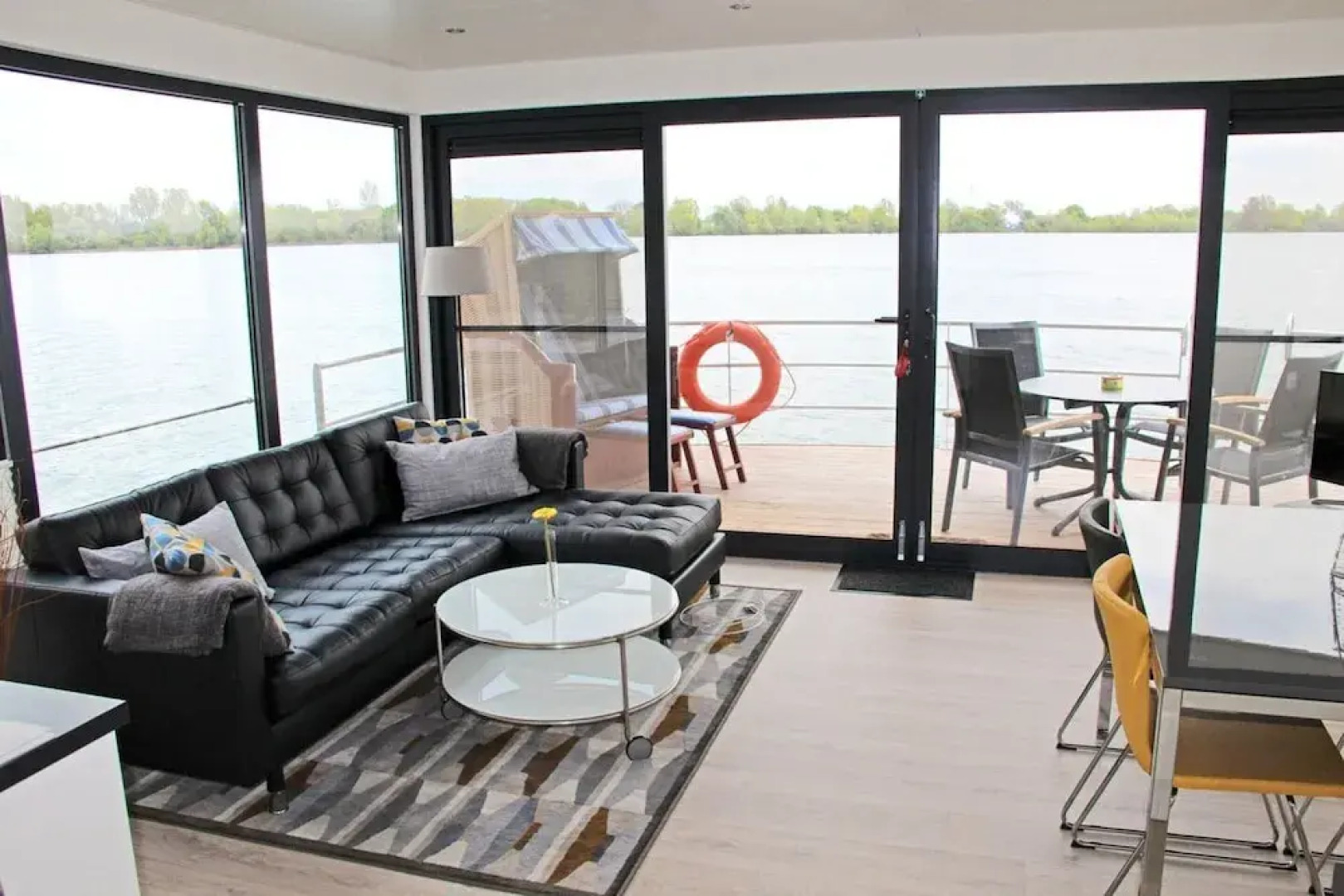 Hausboot am Xantener Nordsee