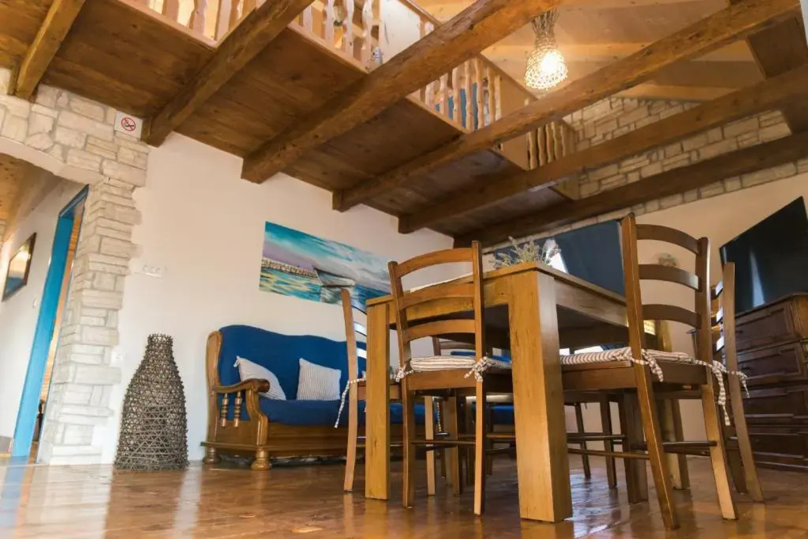 Rustic Apartment Mariva