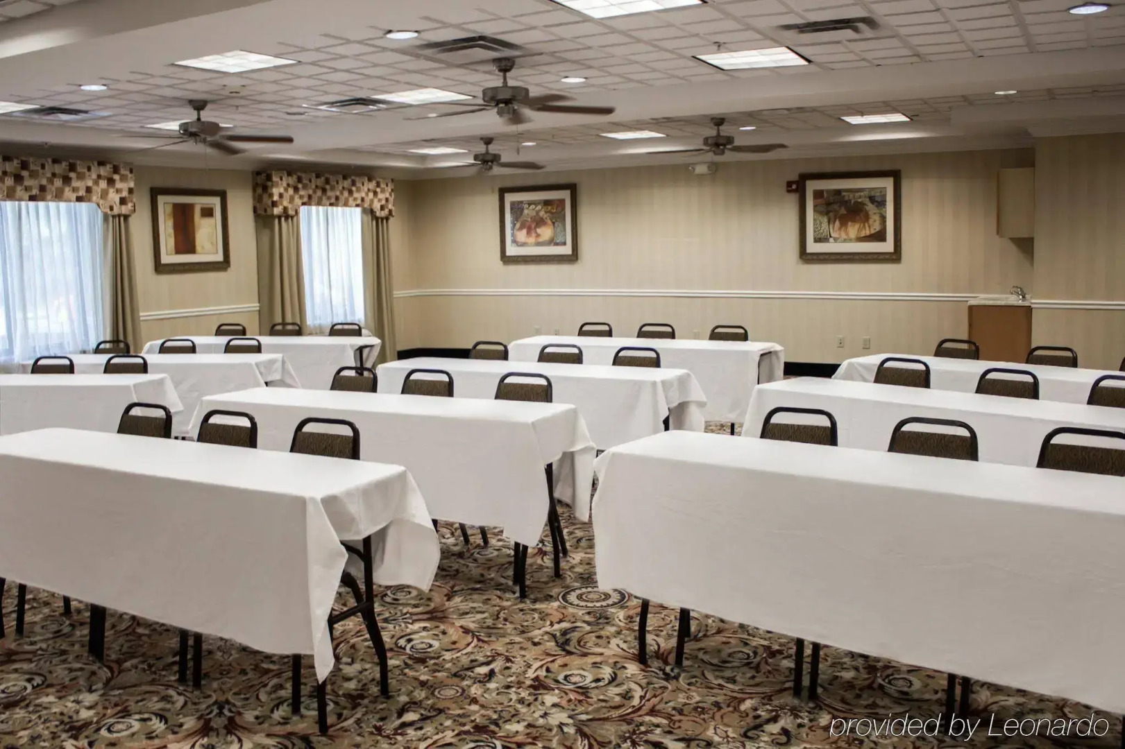 Comfort Suites Savannah North I-95