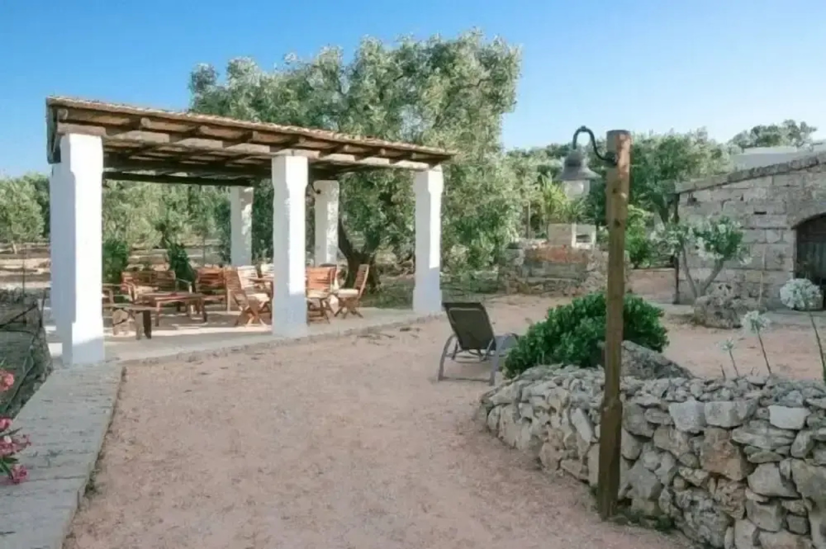 Tia Maria Country Inn