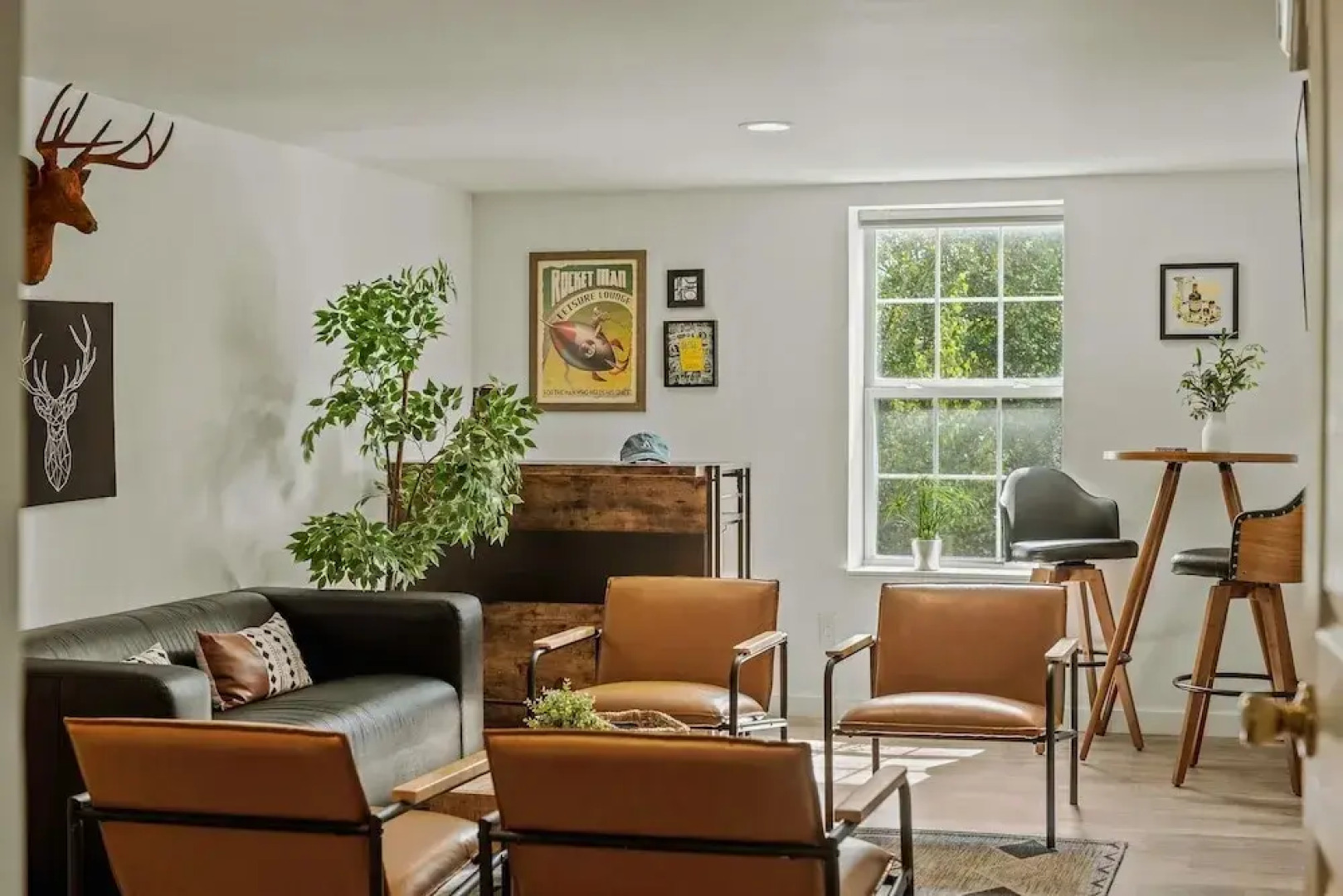 Mountain Mindset by Avantstay Pool Hot Tub Game Room Firepit