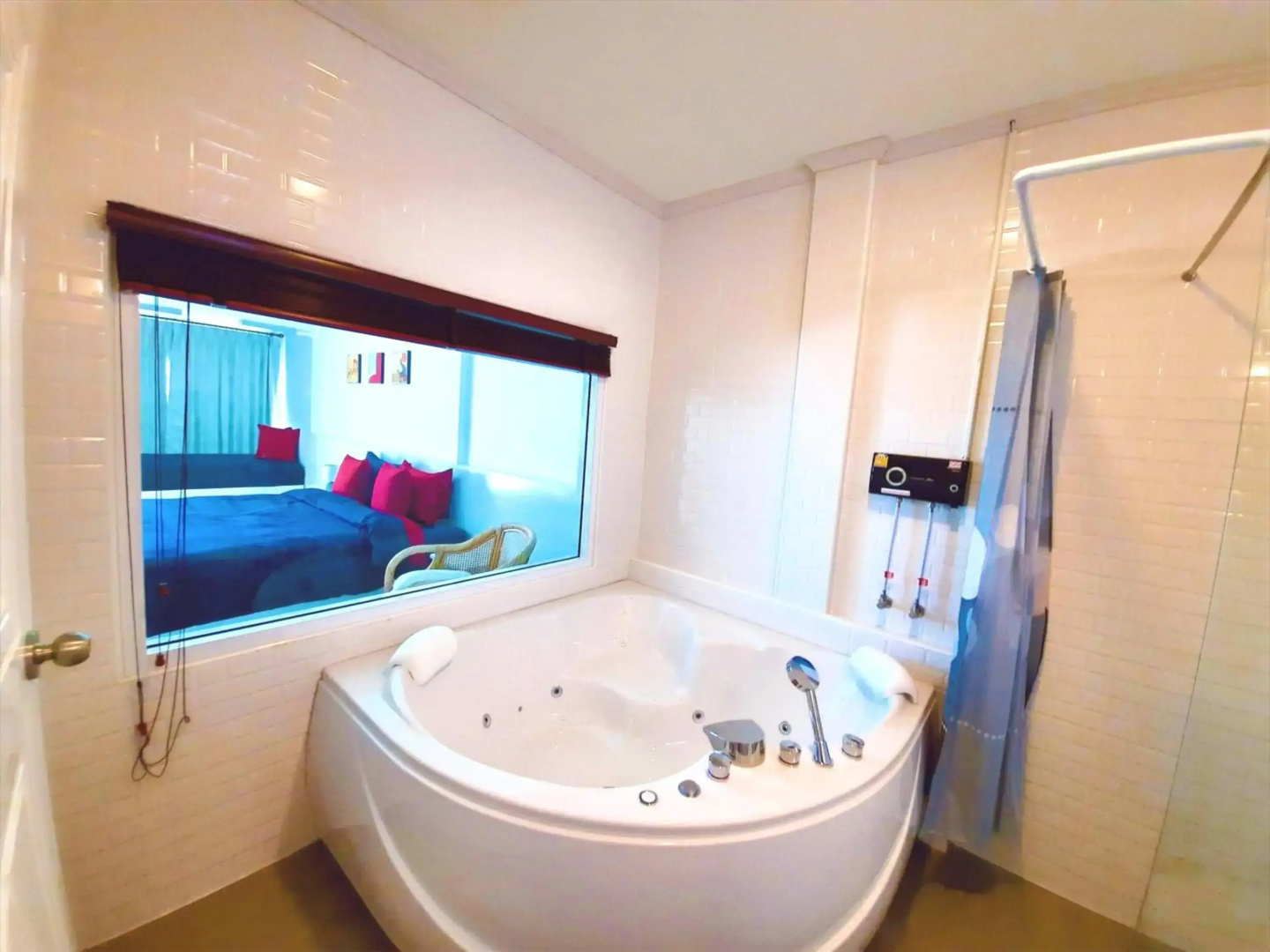 Koh Larn Riviera