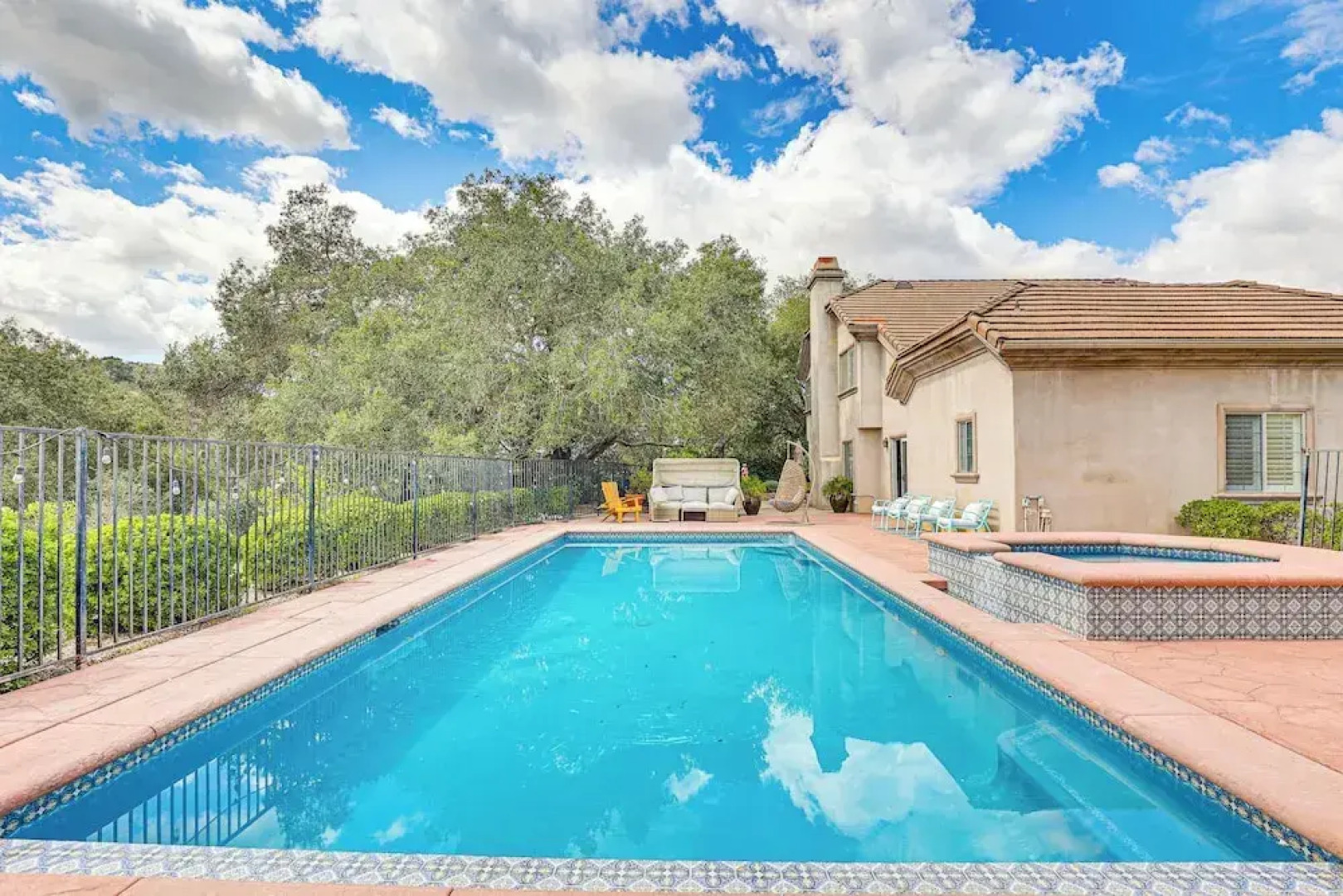 Escondido Home: Private Pool, 2 Grills & Fire Pit!