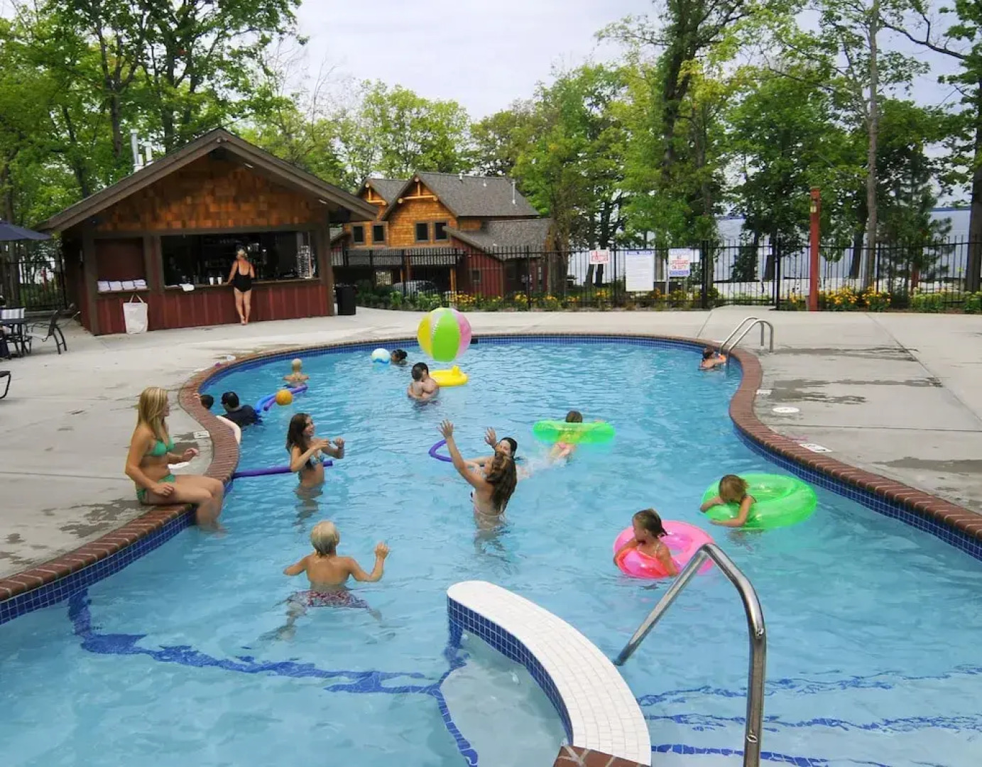 Trappers Landing Lodge