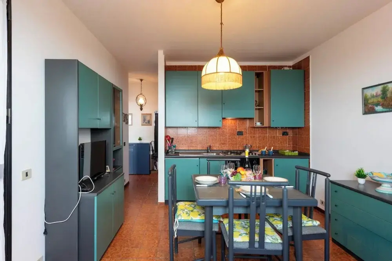 Acqua Marina 800m from the sea