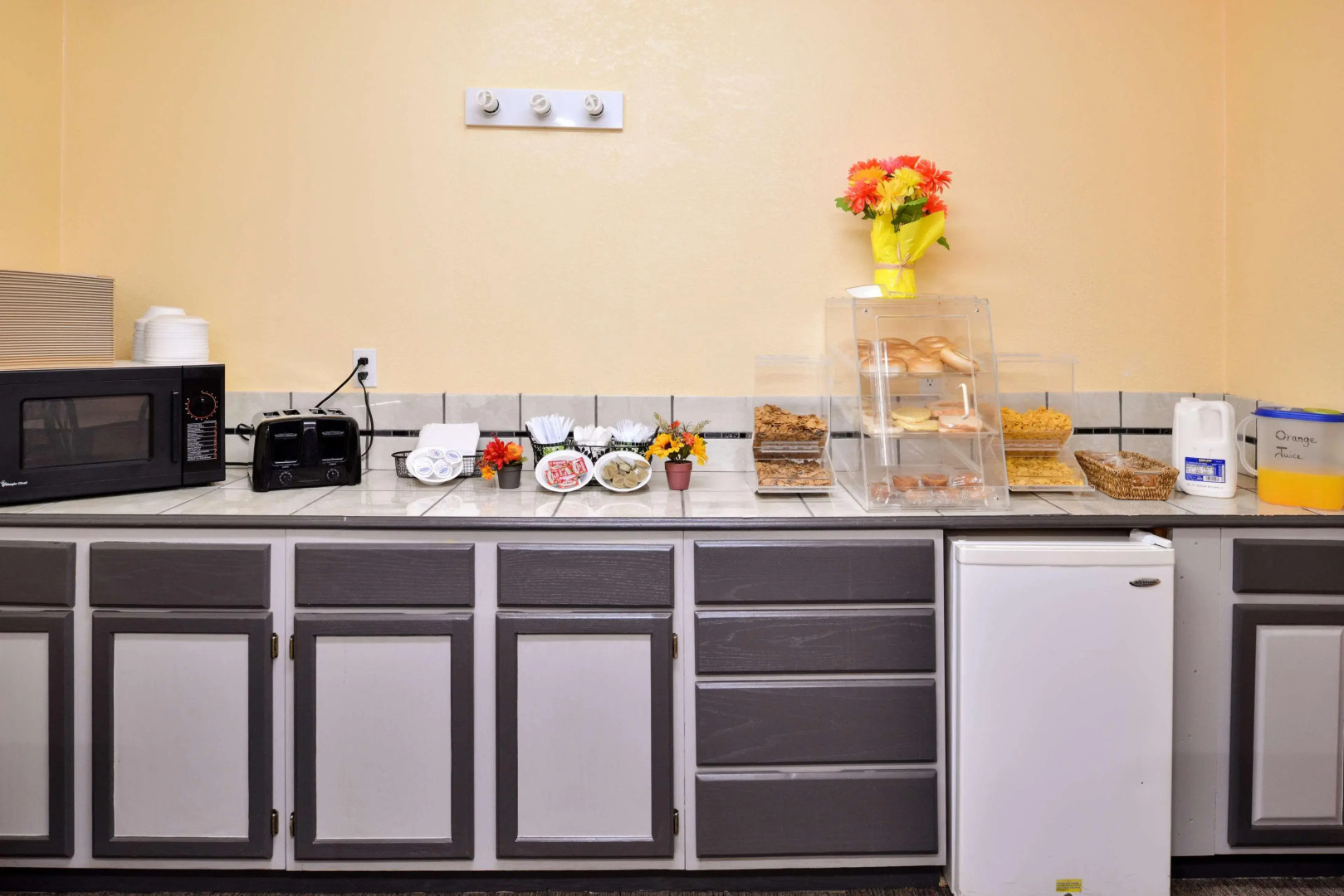 Americas Best Value Inn Knob Noster