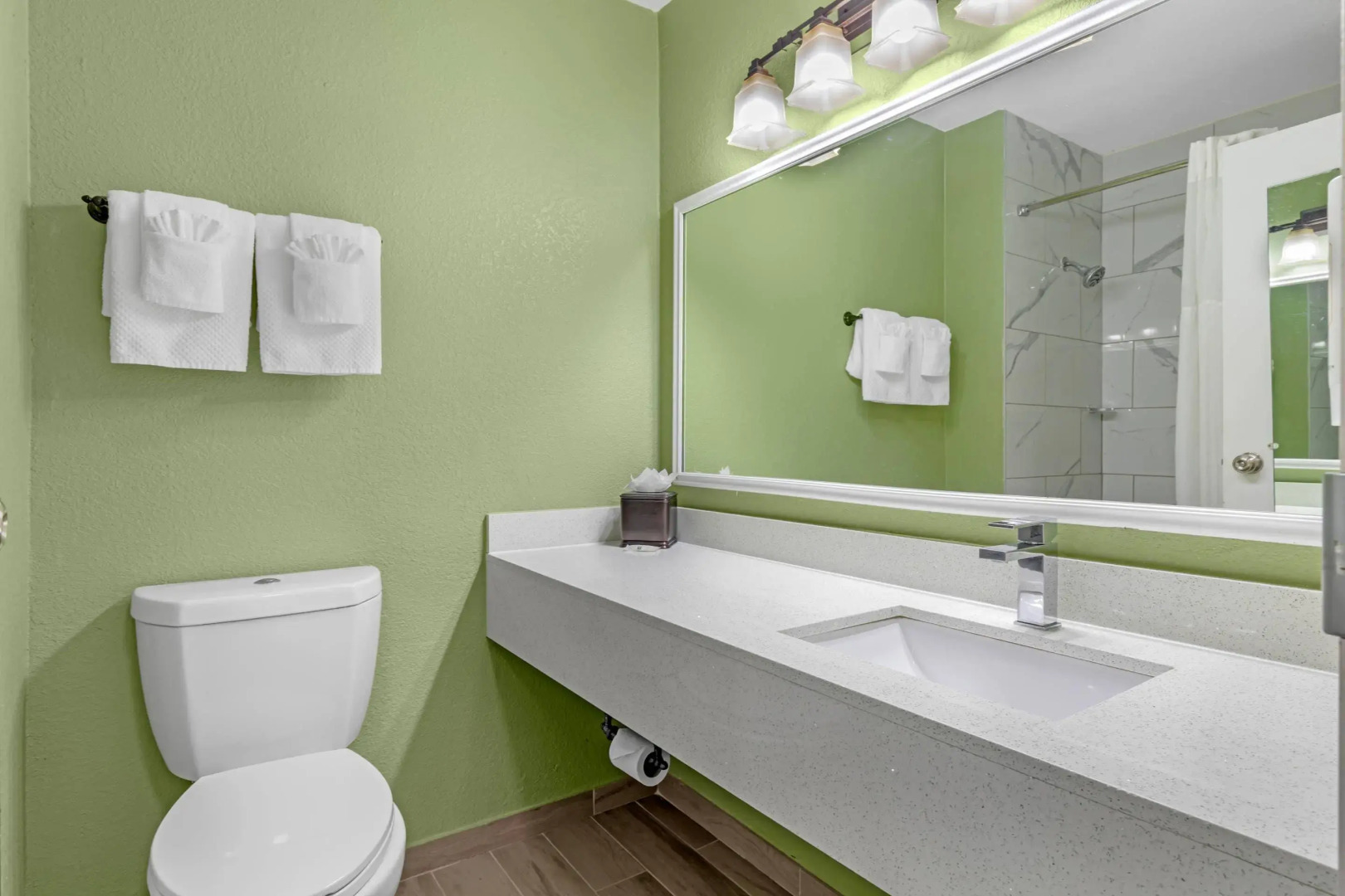 Quality Inn & Suites Plano East - Richardson