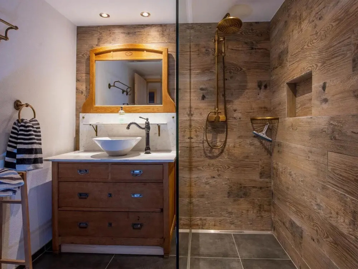 Untere B Hlstrasse 10 - UG Lenk