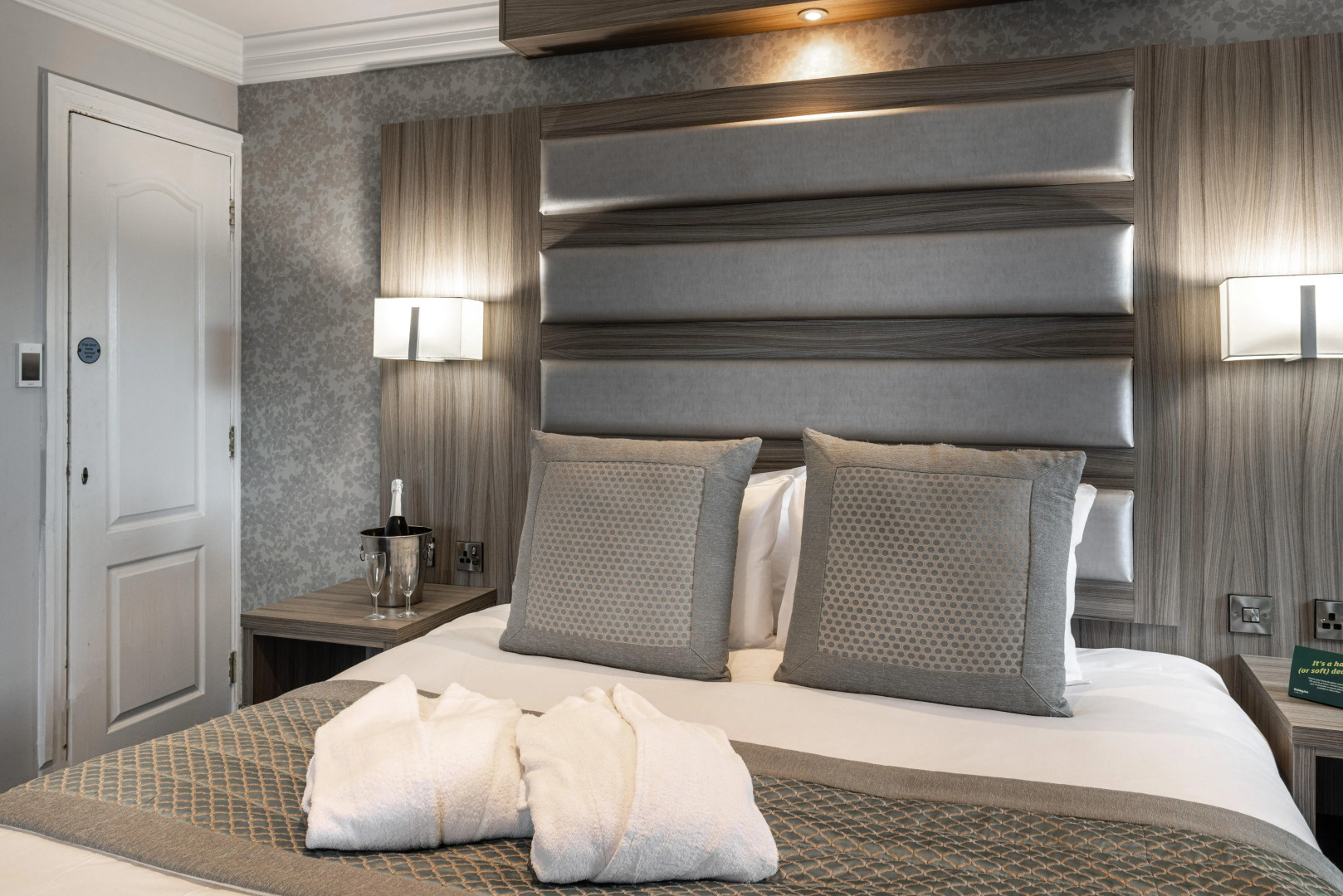 Holiday Inn Manchester - Oldham by IHG