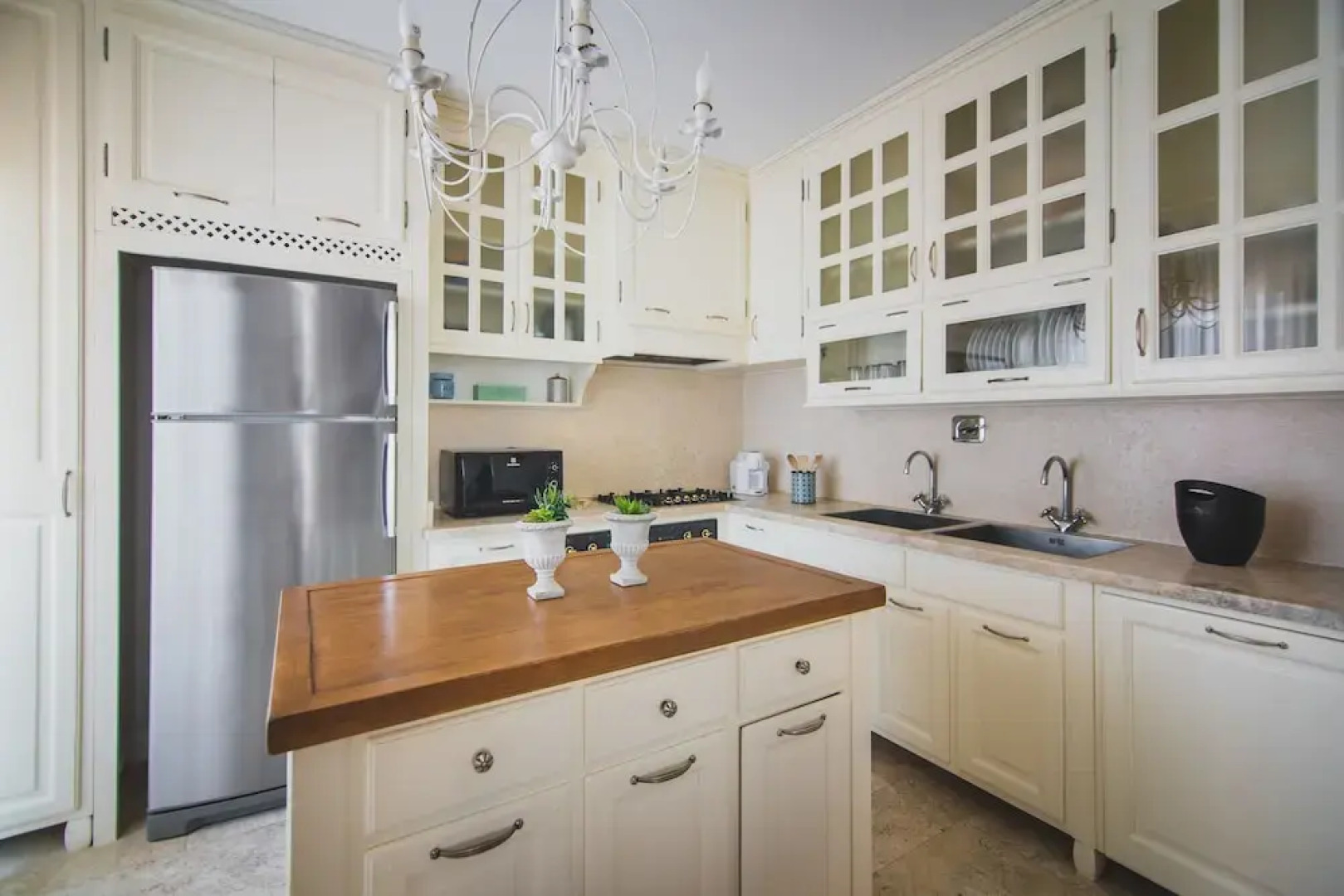 Corso Emanuele Apartments