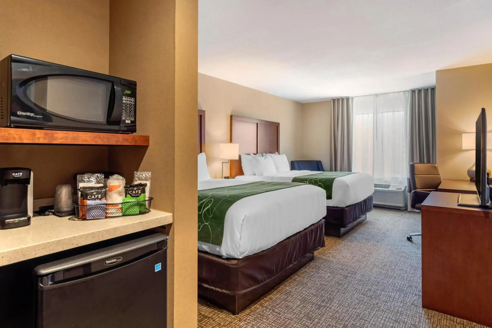 Comfort Inn & Suites Schenectady - Scotia