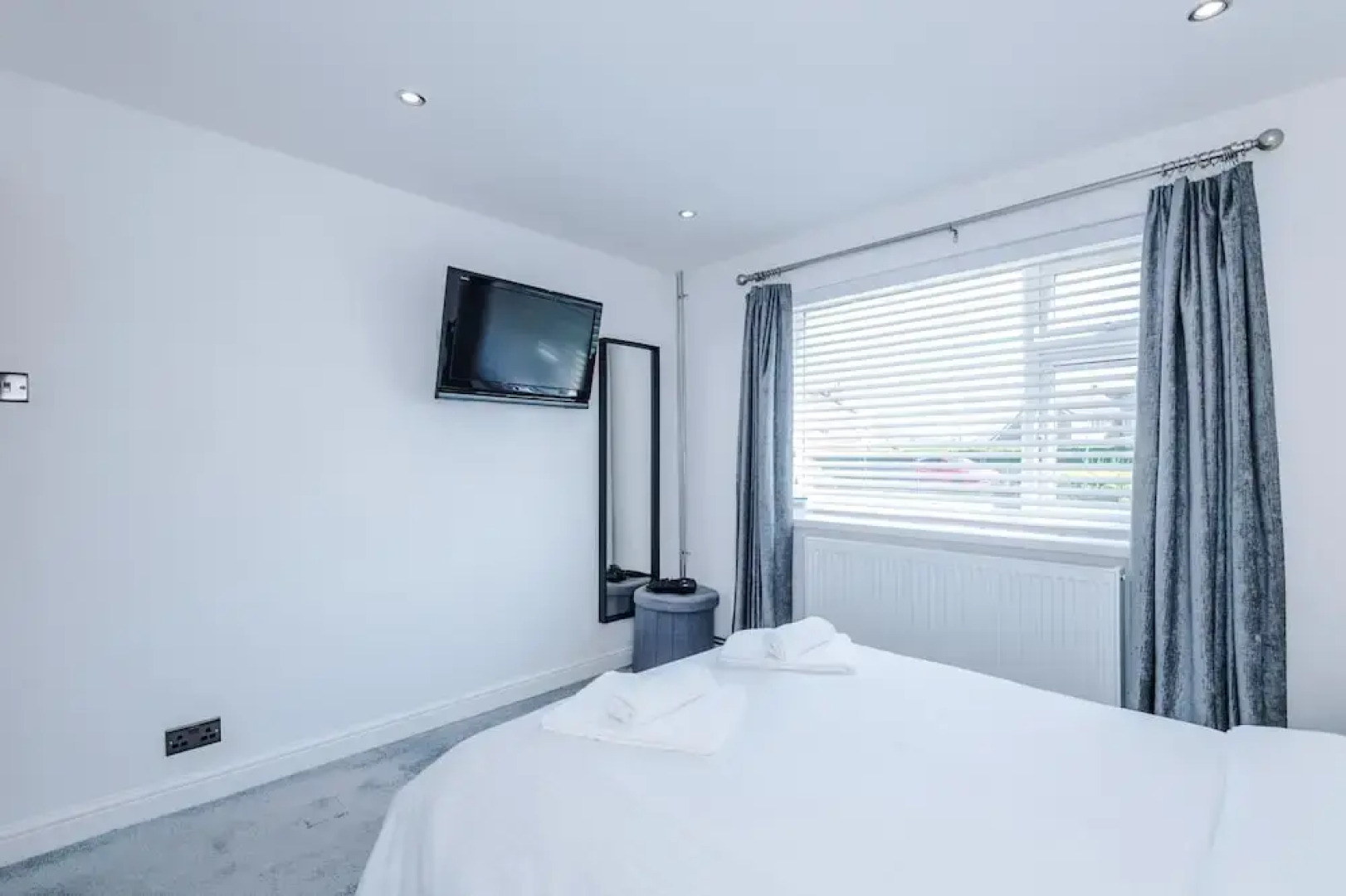 Modern 1BR Apartment in Whitefield