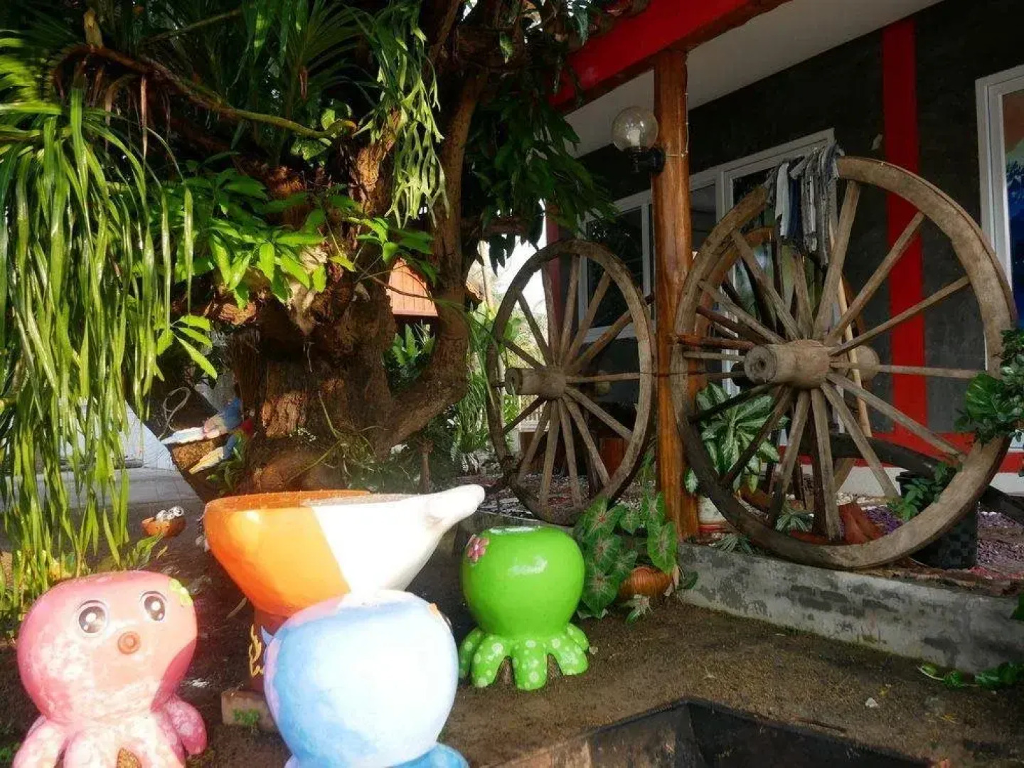 Baan Petsumran Resort