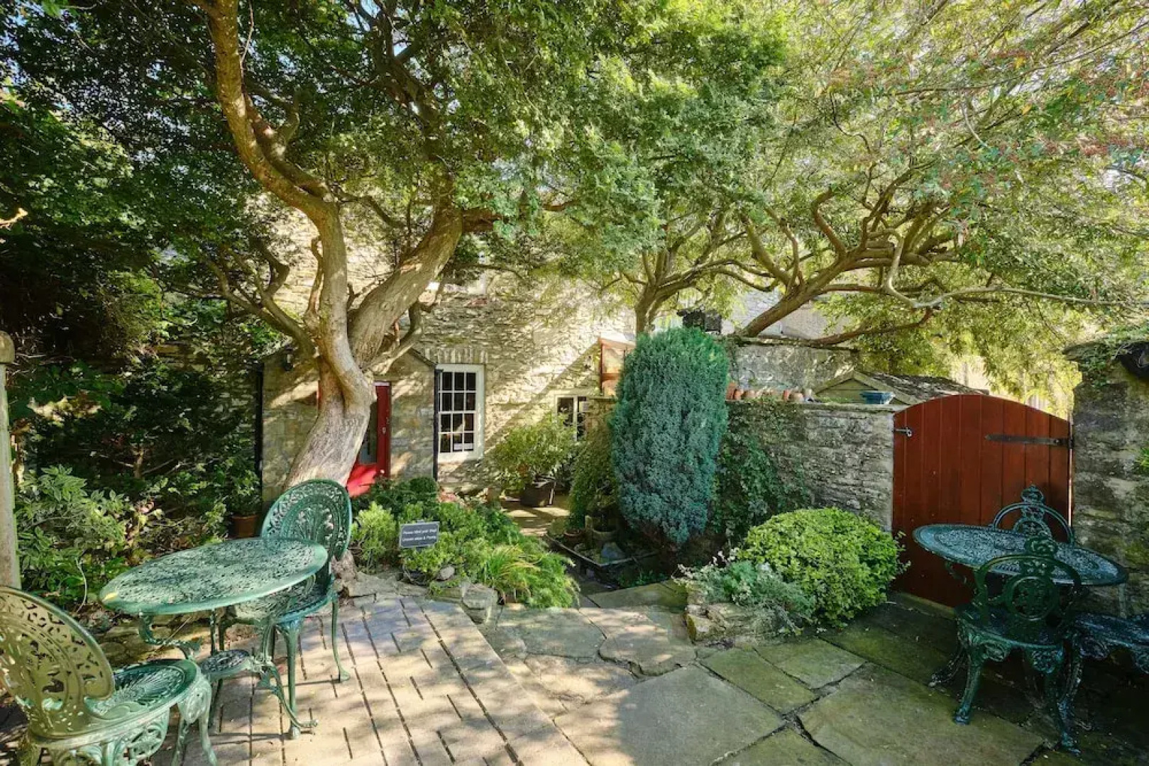 Nuns Cottage Bed  Breakfast