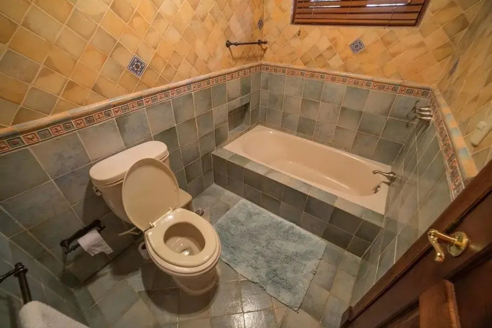 8BR 9BA Barranca Villa by ASVR