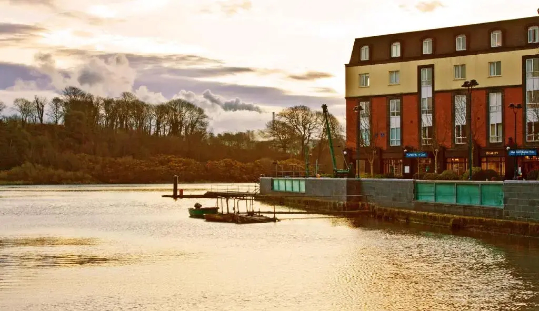 Waterford Marina Hotel