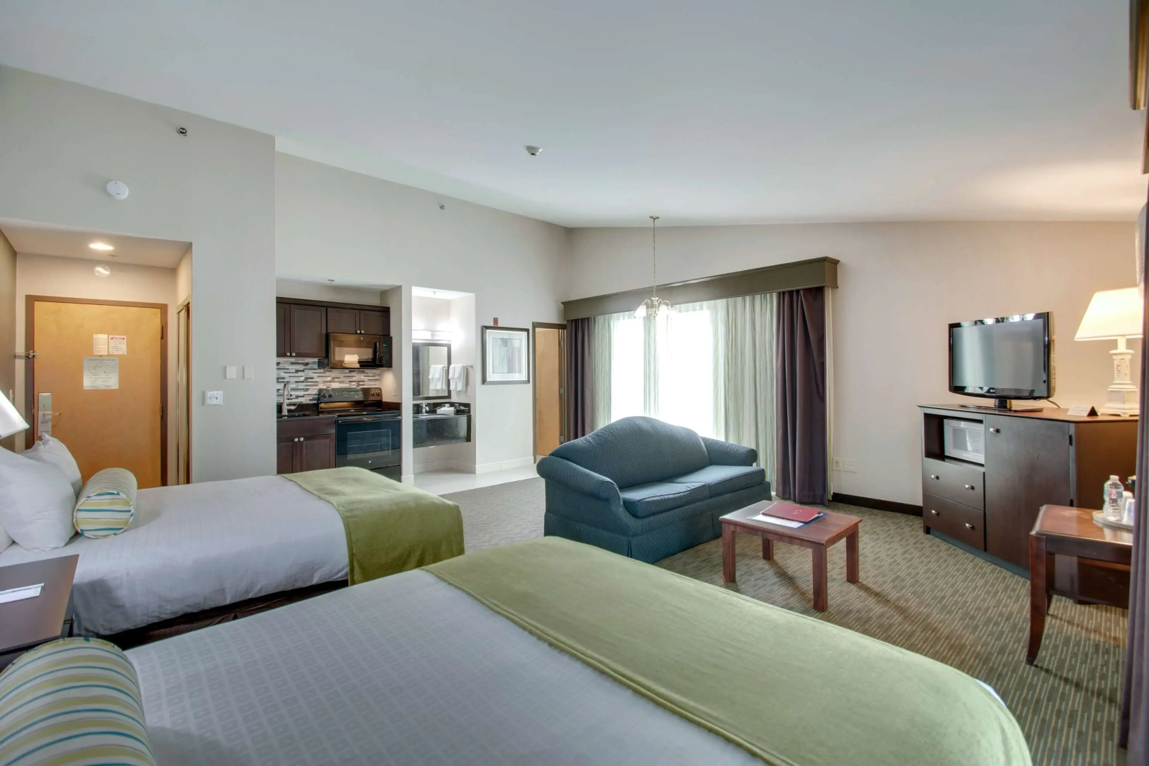 Best Western Plus The Inn at Hampton