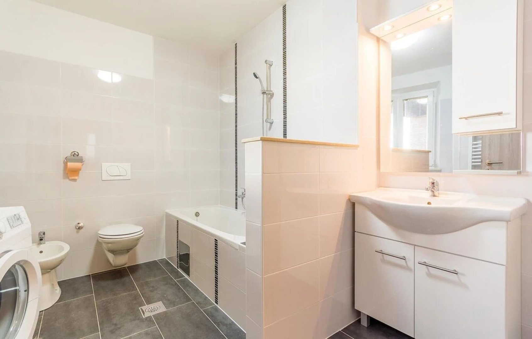 Amazing Home in Bratulici With Wifi and 2 Bedrooms