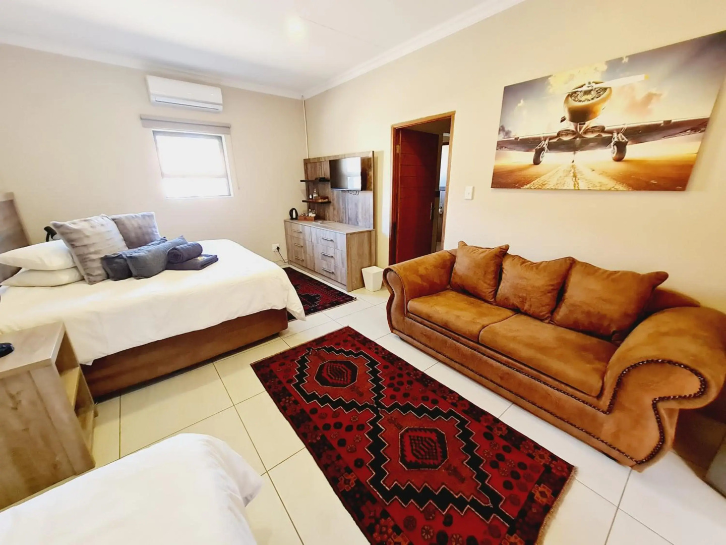 The Hank Guesthouse Pty Ltd