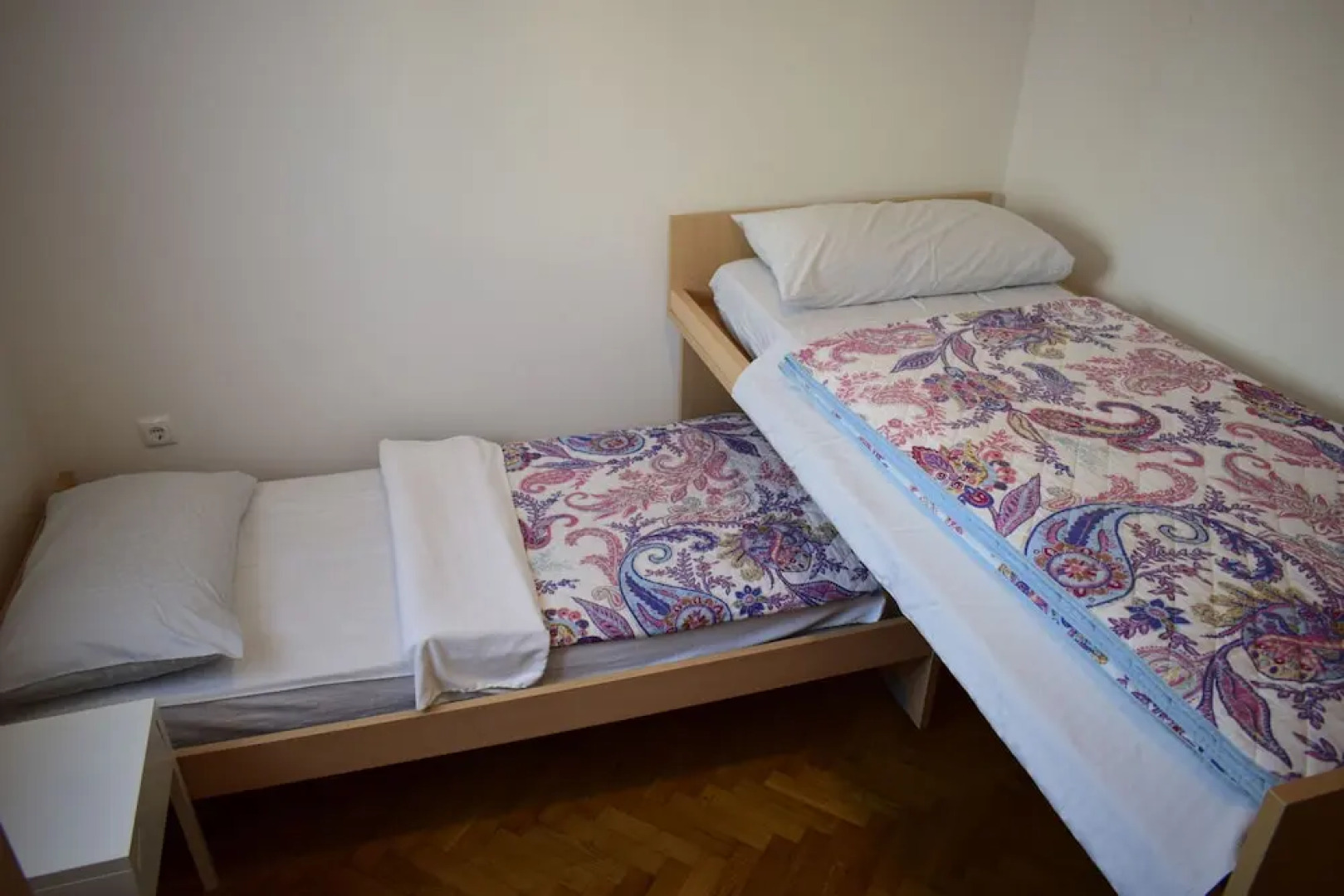 Apartment Blue Orchid