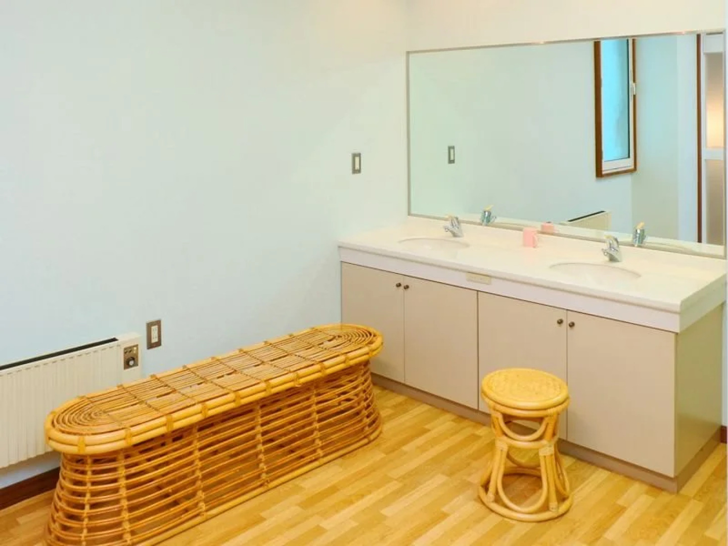 Lake Saroma Hotel Lake Palace