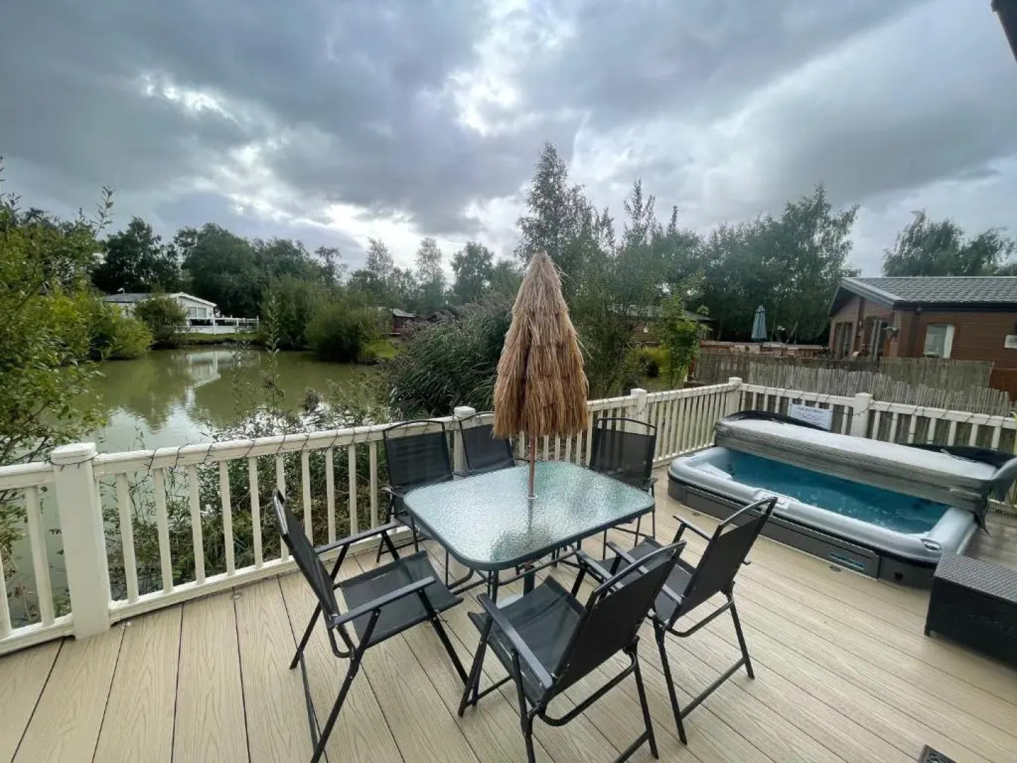 Luxury Lakeside Lodge L2 with Hot tub situated at Tattershall Lakes Country Park