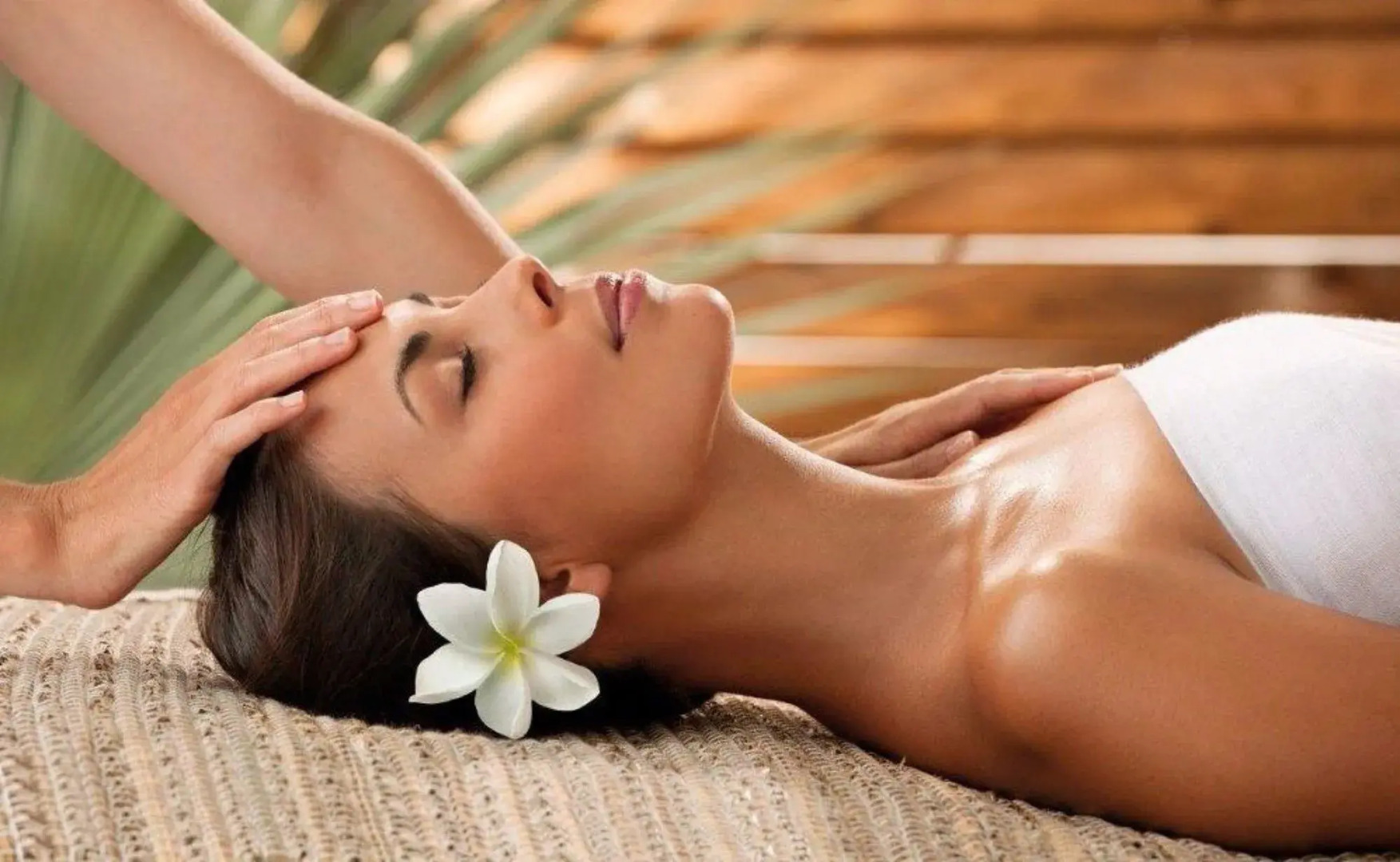 Chantilly's On The Bay