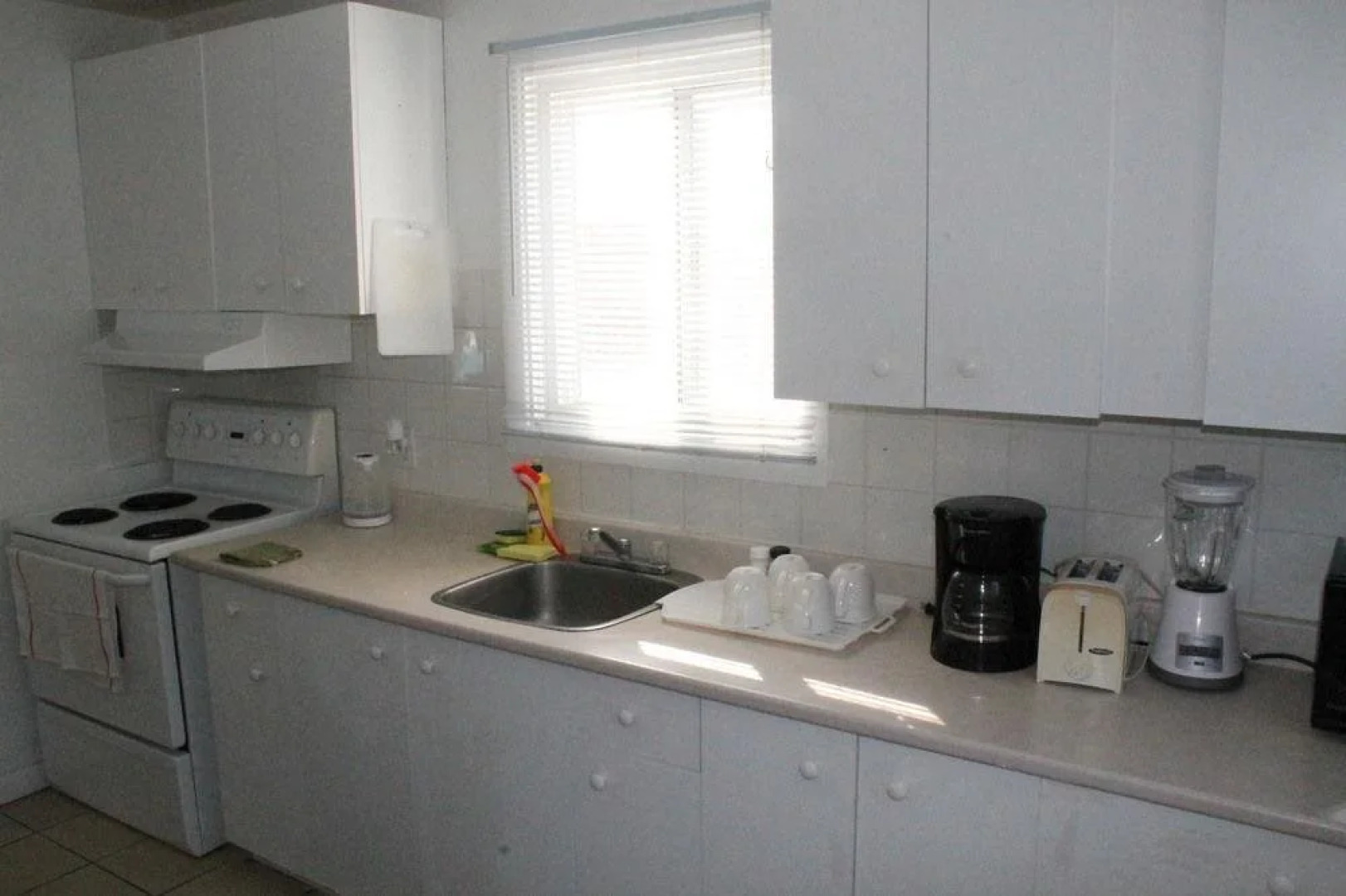 Adib Apartments - 1691 Baseline Rd, Unit A1