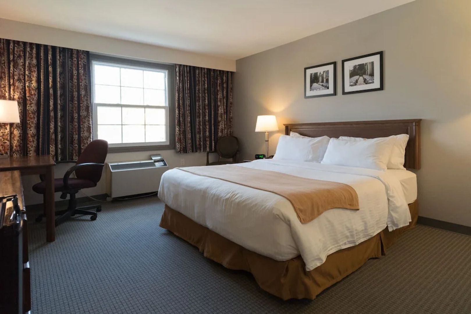 The Windermere Manor Hotel & Conference Center