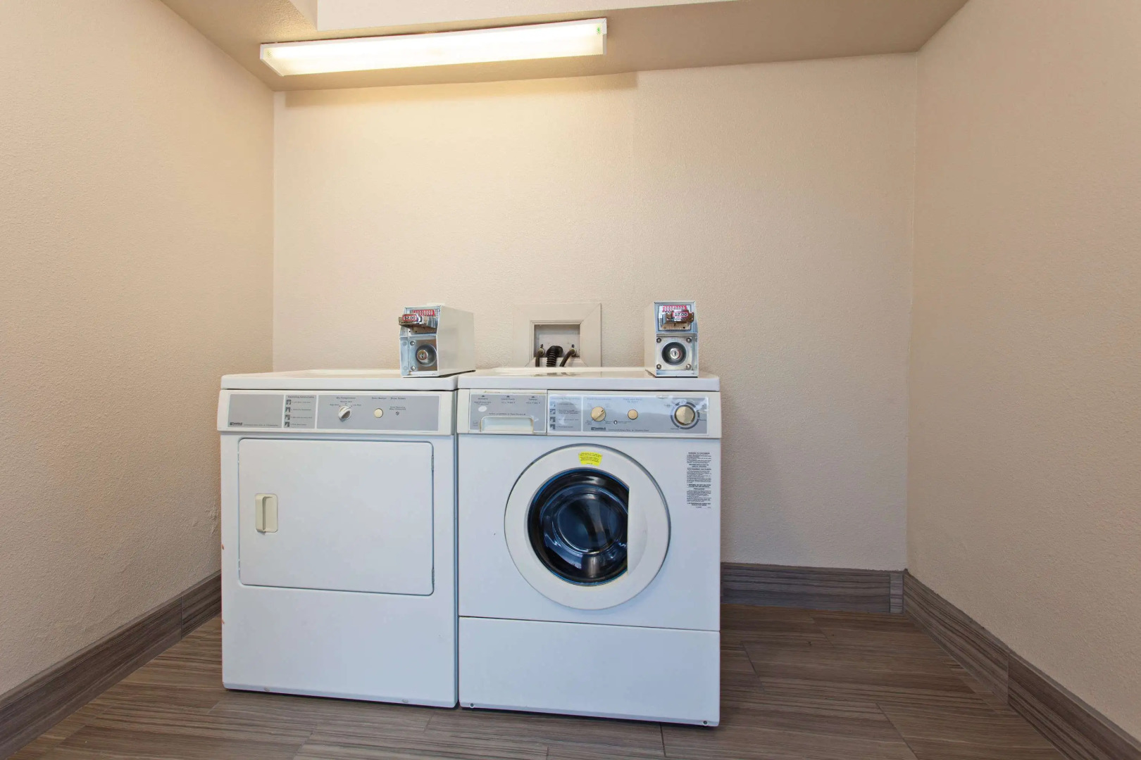 Days Inn by Wyndham Chowchilla Gateway to Yosemite