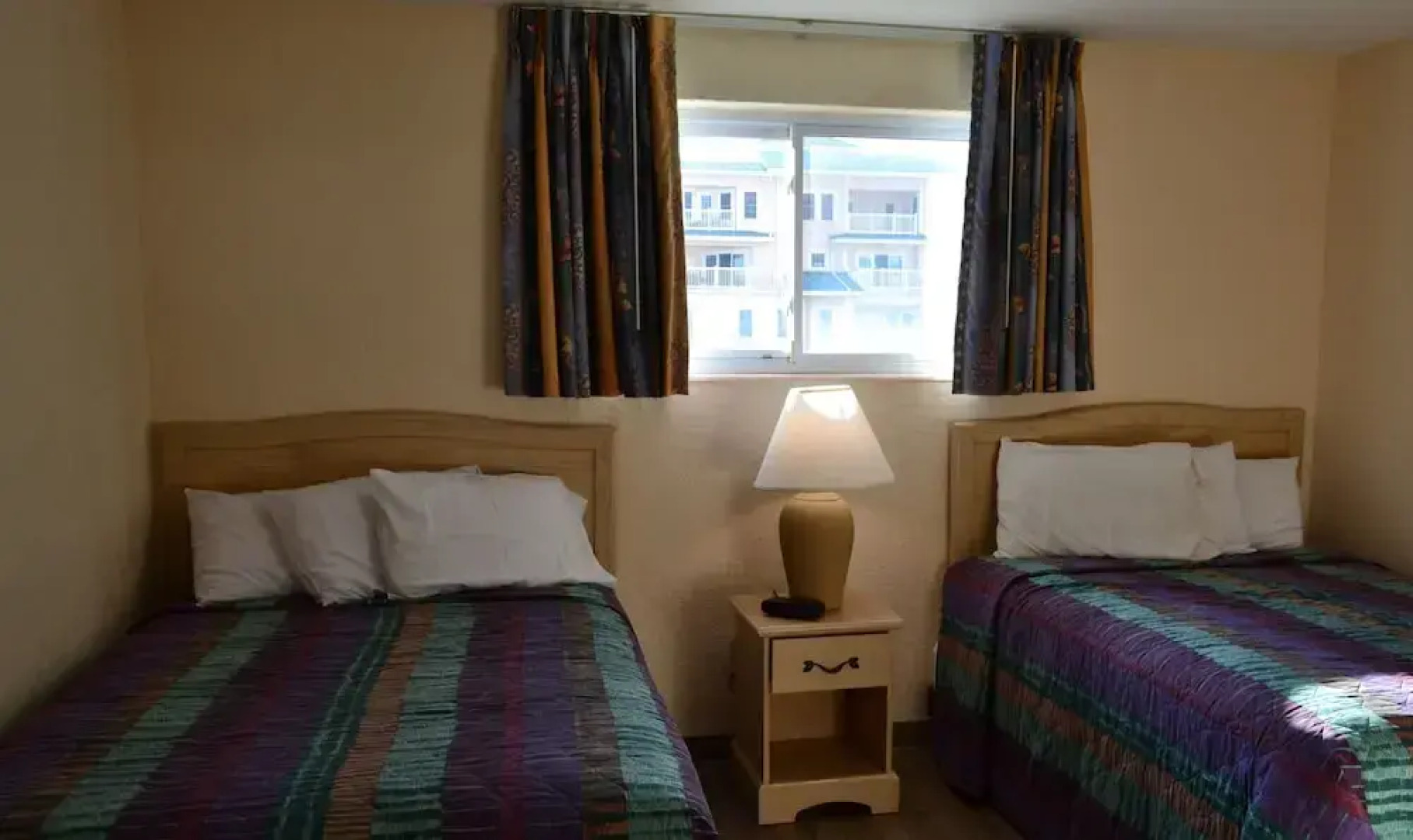 Royal Hawaiian Motel