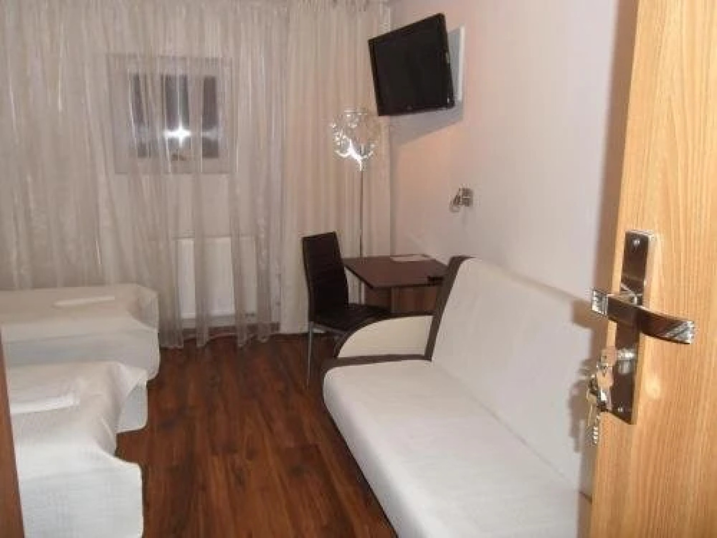 Pokoje Goscinne Niedzwiedz