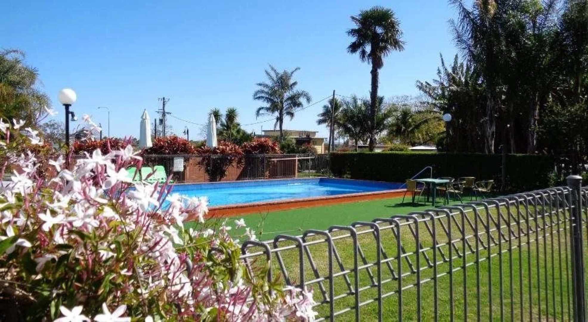 Moon River Motor Inn