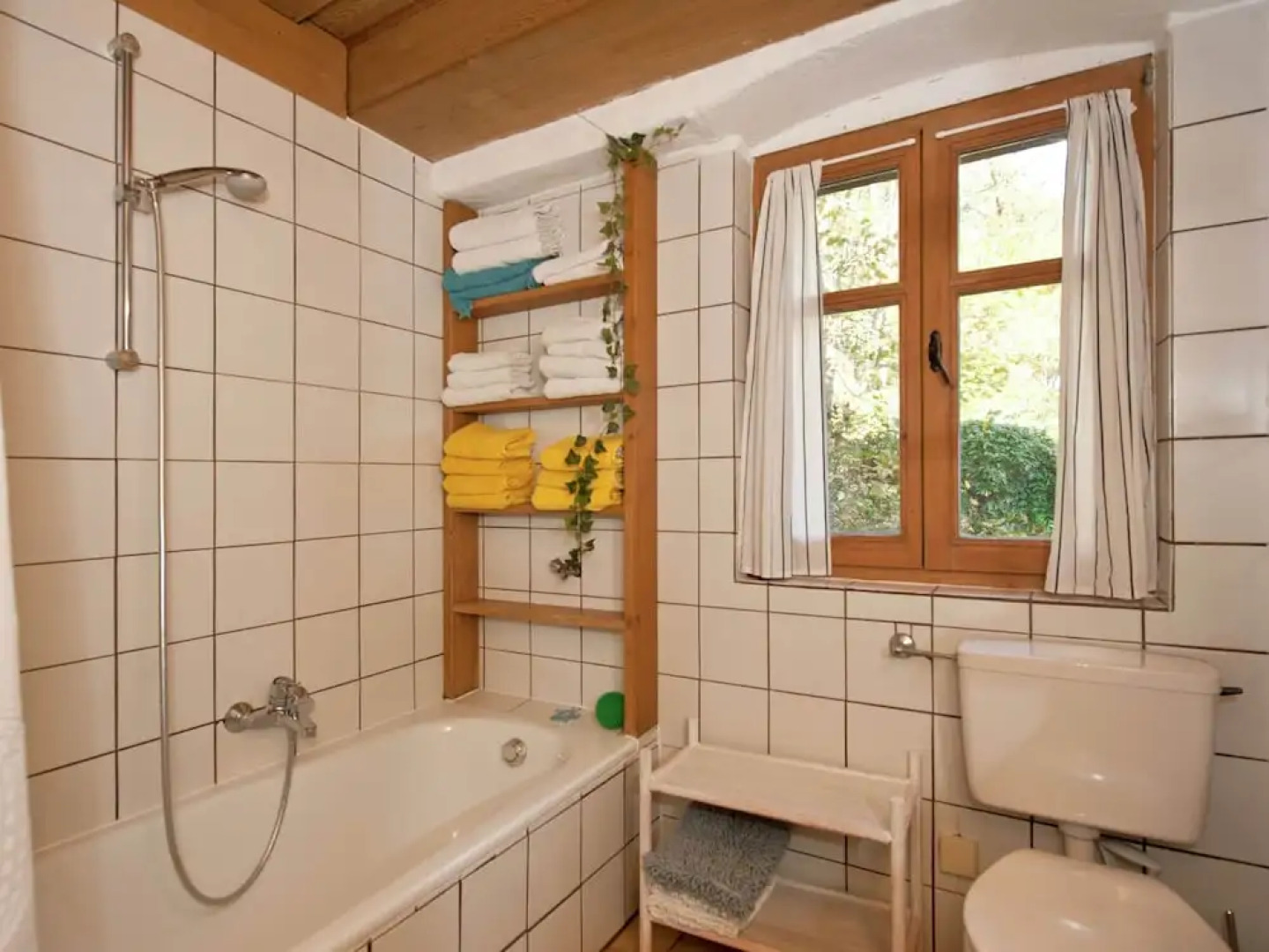 Superb Holiday Home in Weissenburg near Forest