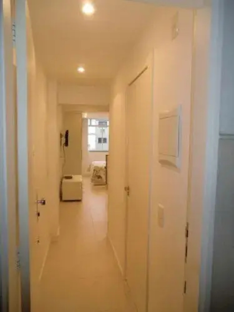 Studio Apartment in Leblon Near the Beach