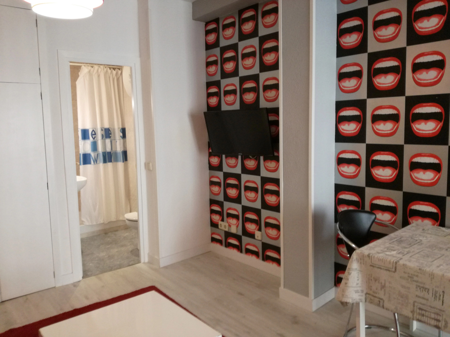 Far Home Gran Vía - Hostel