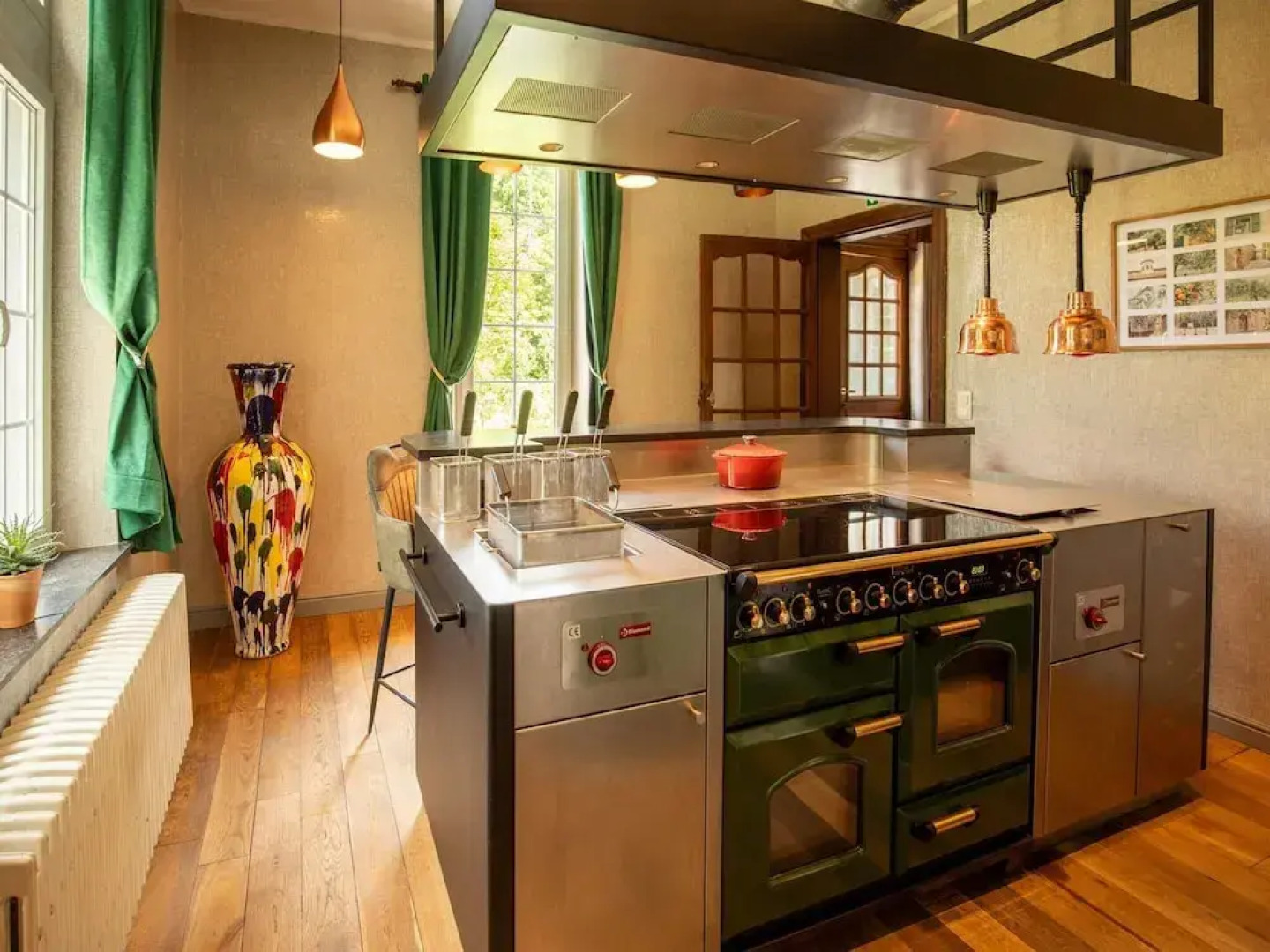 Luxurious Villa With Heated Pool