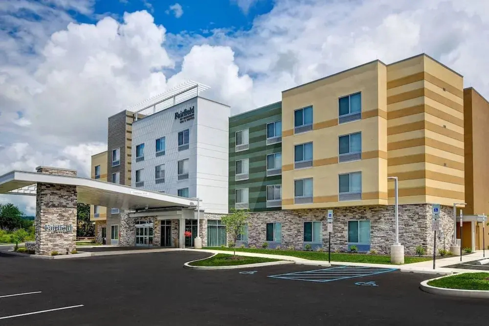 Fairfields Inn and Suites by Marriott Selinsgrove